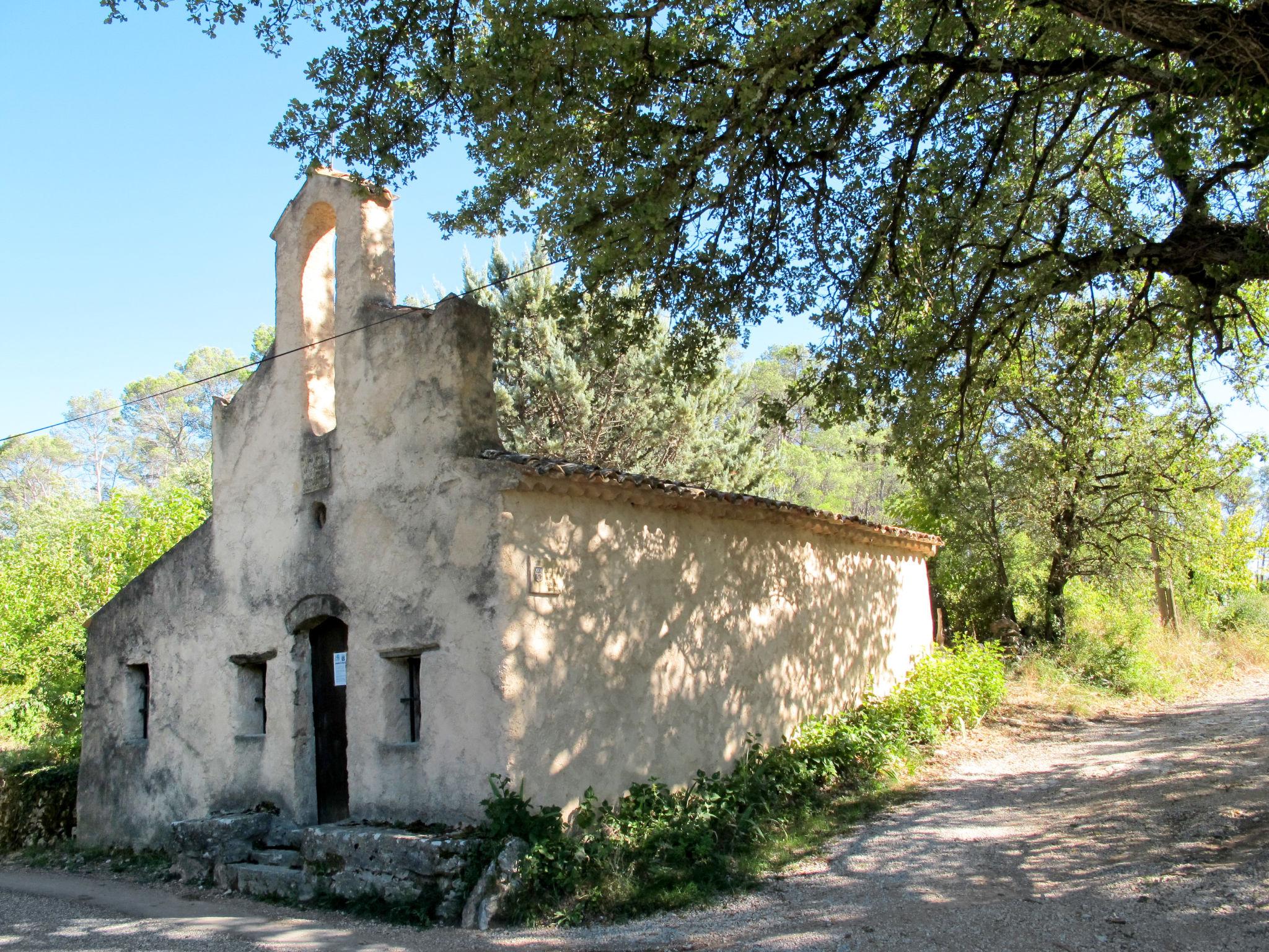 Photo 31 - 4 bedroom House in Lorgues with private pool and garden