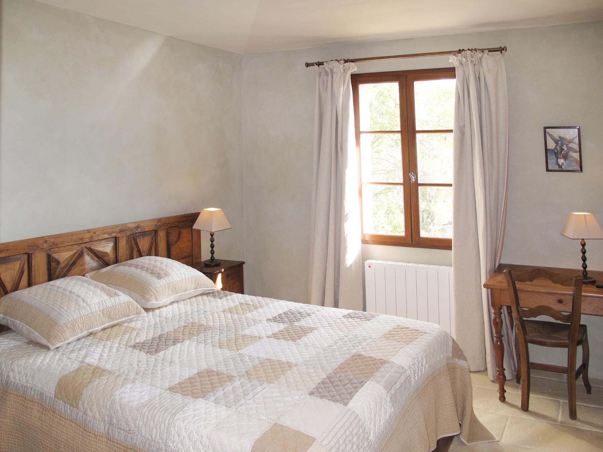 Foto 16 - Casa con 5 camere da letto a Lorgues con piscina privata e terrazza