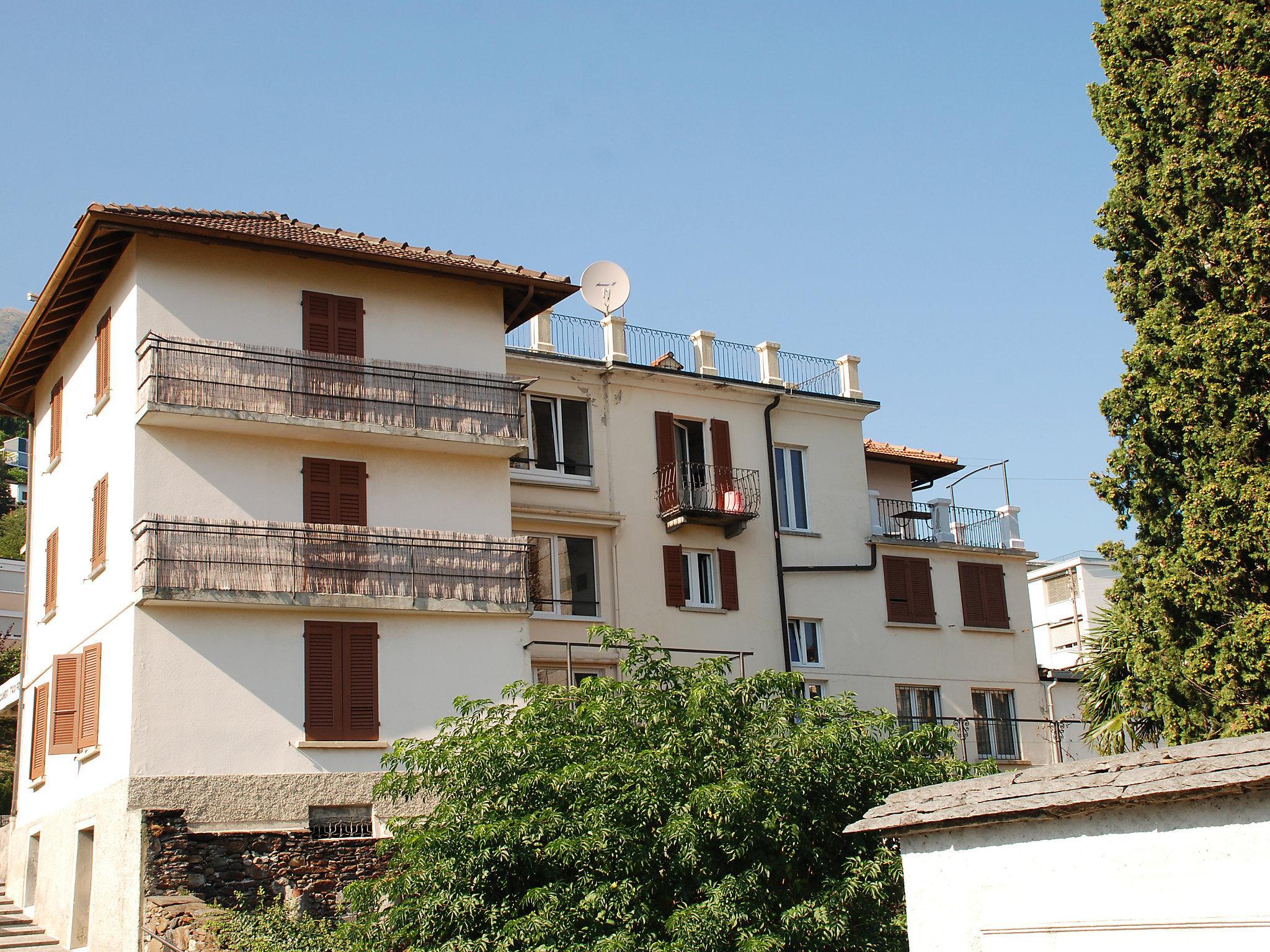 Foto 6 - Appartamento con 1 camera da letto a Brissago con terrazza e vista sulle montagne