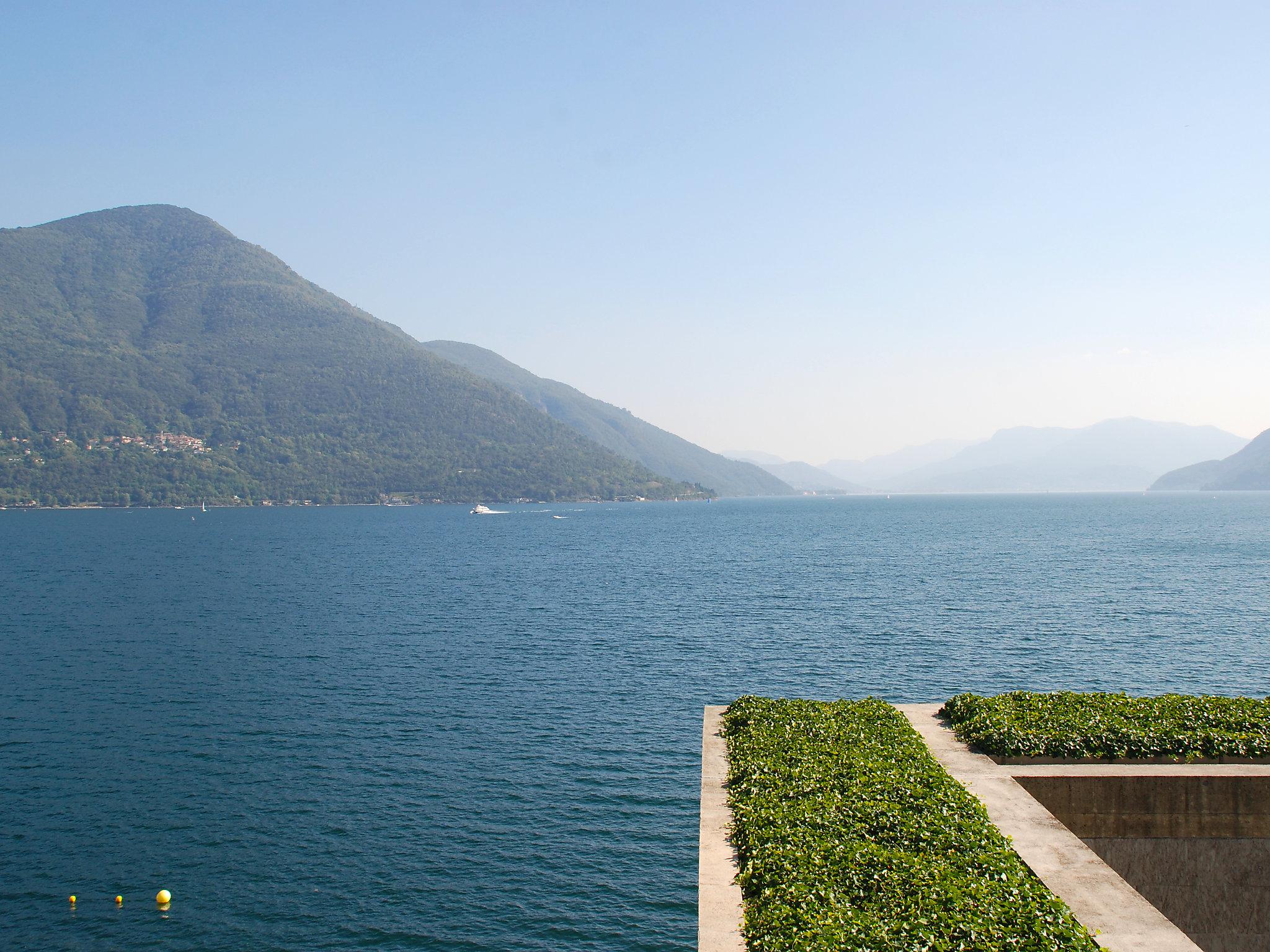 Foto 36 - Apartamento de 5 habitaciones en Brissago con terraza y vistas a la montaña