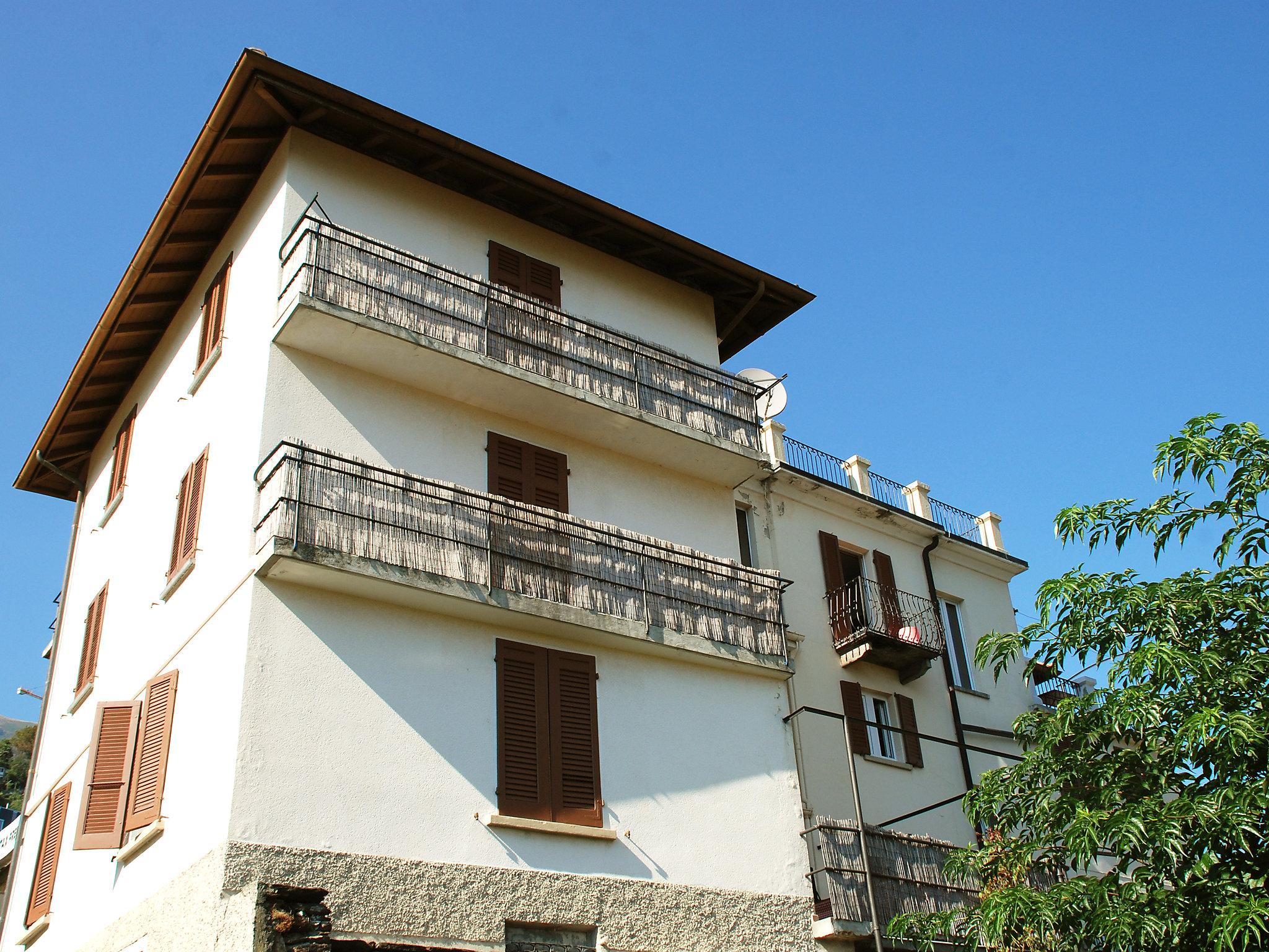 Foto 33 - Apartment mit 5 Schlafzimmern in Brissago mit terrasse und blick auf die berge