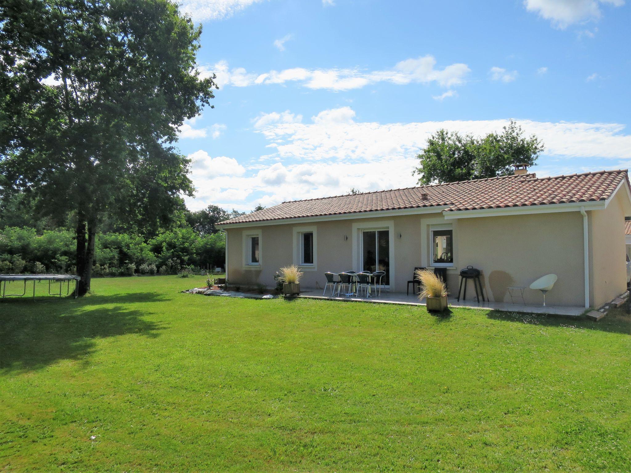 Photo 17 - Maison de 3 chambres à Carcans avec jardin et terrasse