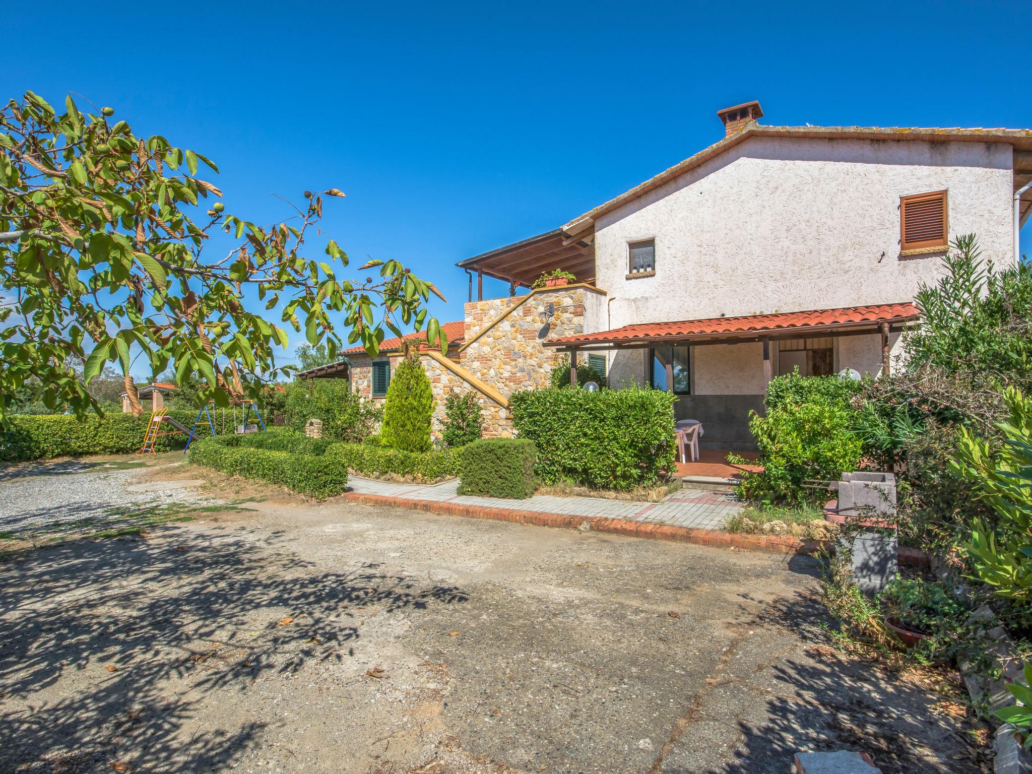 Photo 10 - Maison de 2 chambres à Bibbona avec piscine et jardin