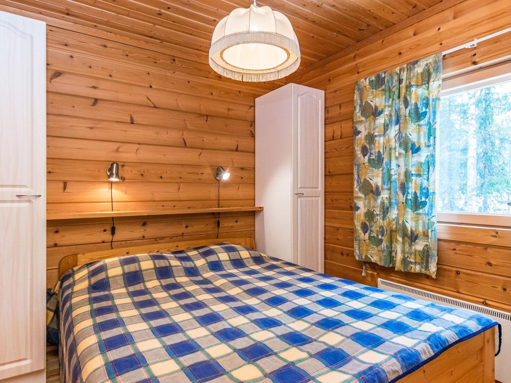 Foto 9 - Casa de 1 habitación en Kuusamo con sauna y vistas a la montaña