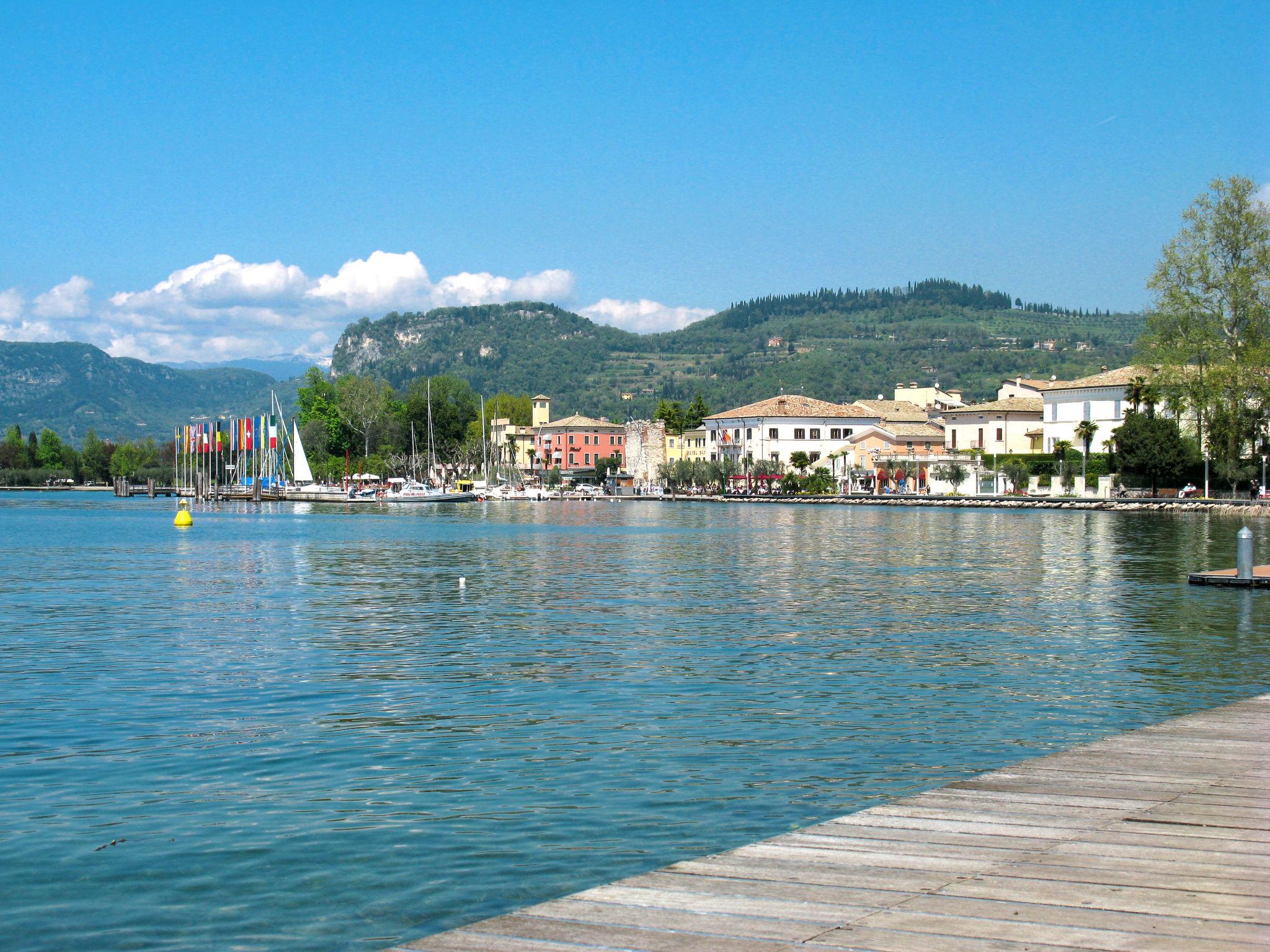 Foto 17 - Appartamento con 1 camera da letto a Bardolino con piscina e vista sulle montagne