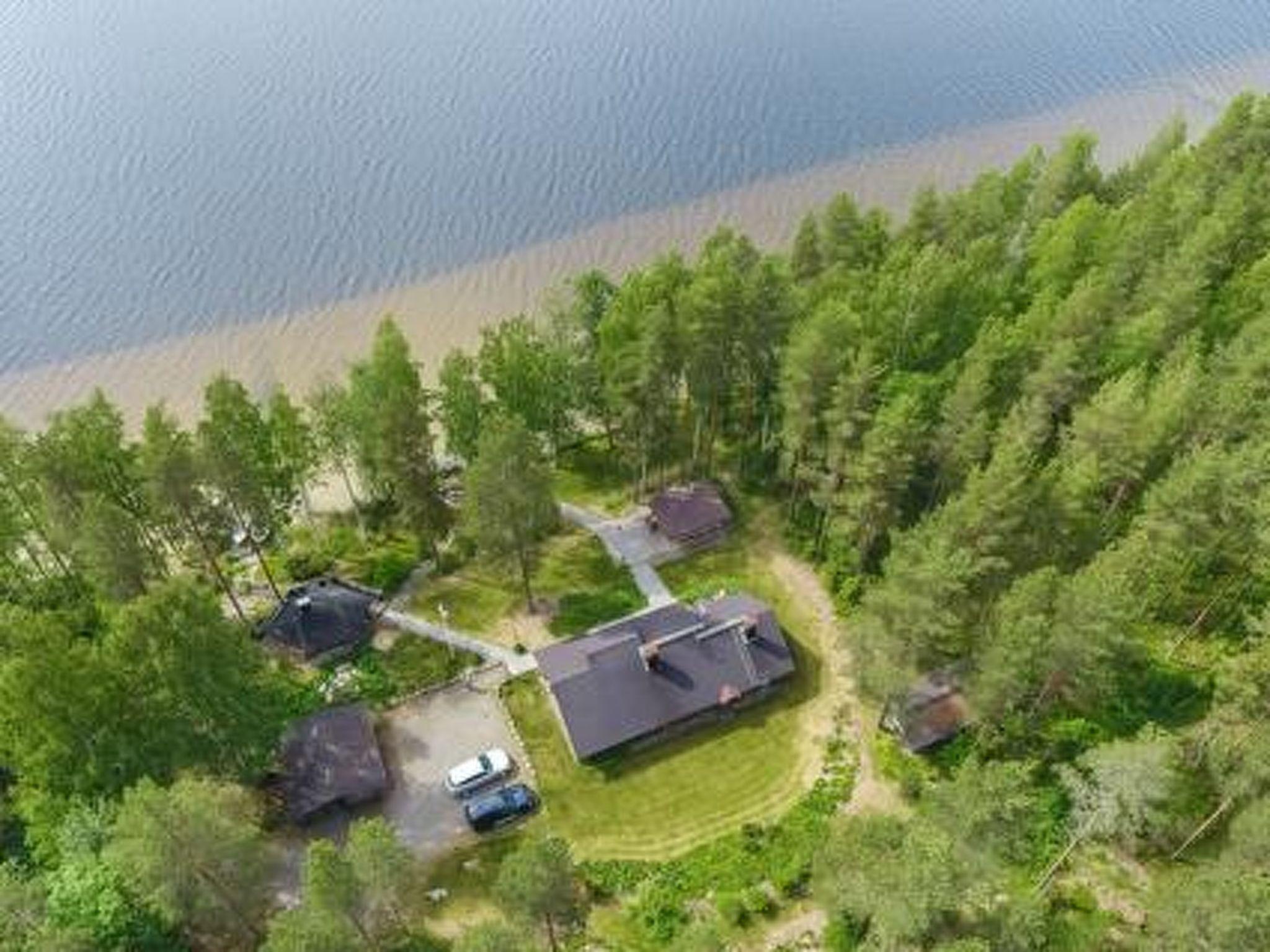 Photo 2 - Maison de 2 chambres à Hankasalmi avec sauna