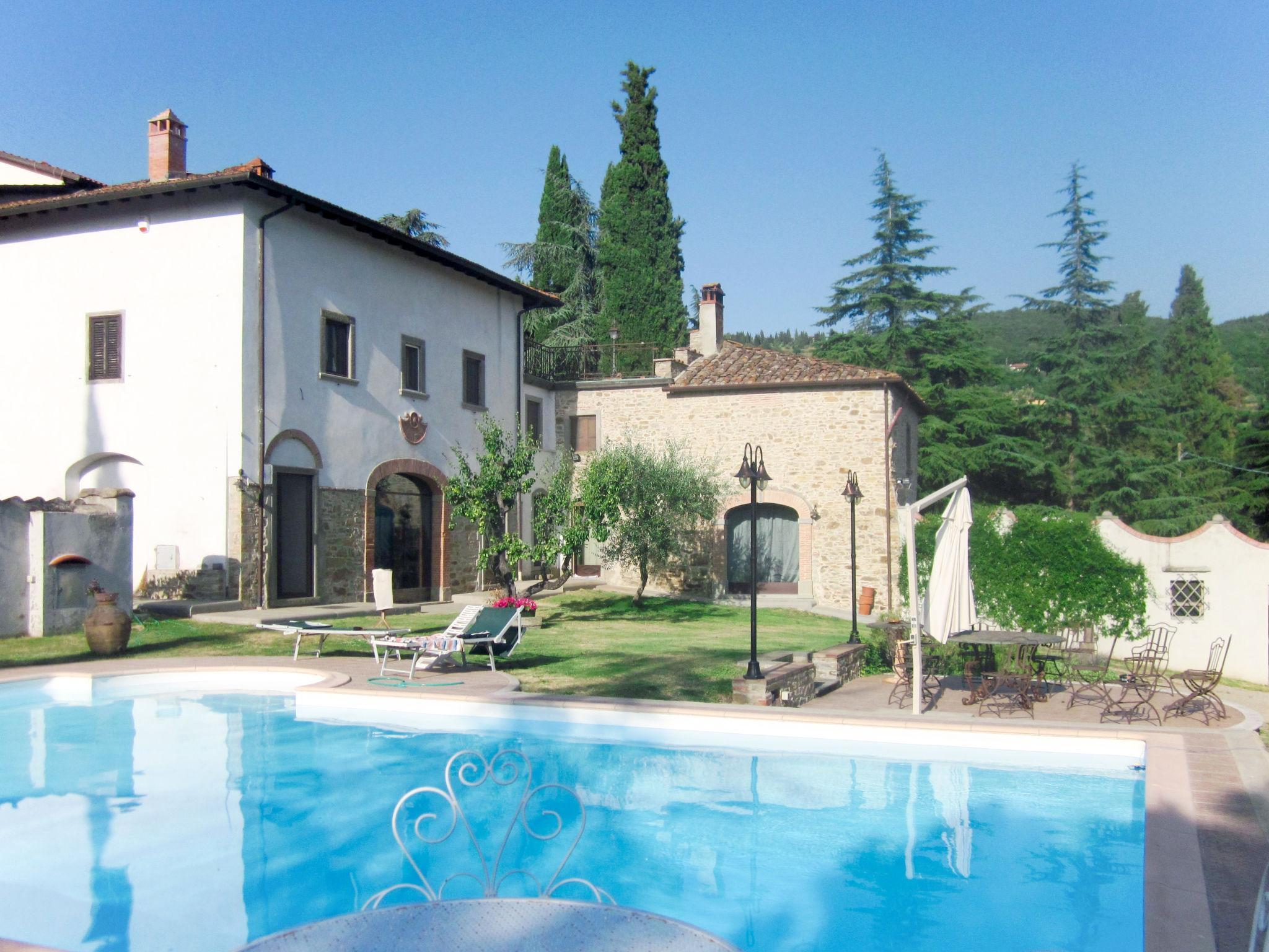 Foto 1 - Casa de 1 habitación en Arezzo con piscina y jardín