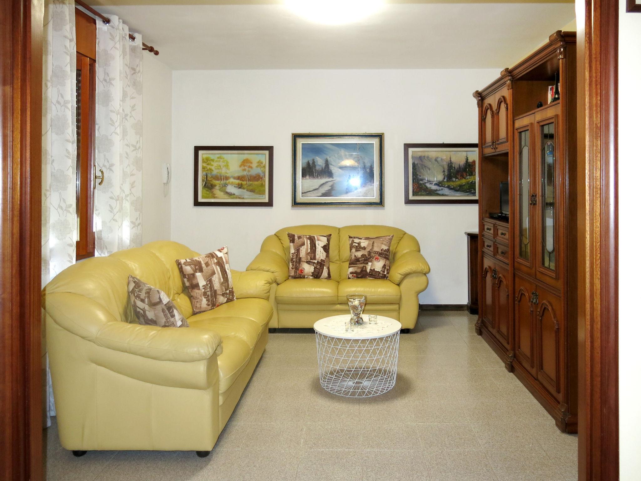 Photo 5 - 3 bedroom Apartment in Eraclea with garden and sea view