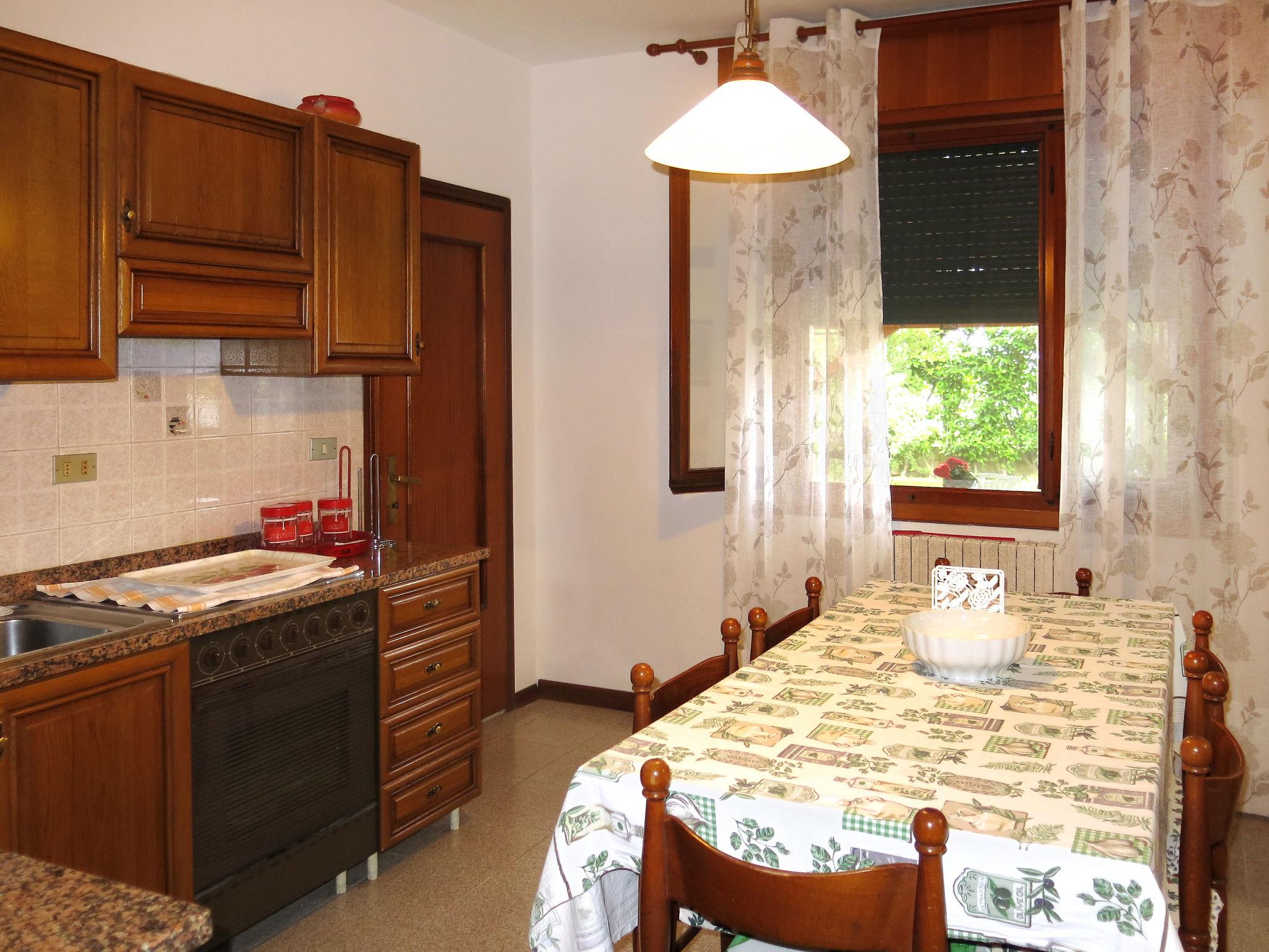 Photo 3 - 3 bedroom Apartment in Eraclea with garden