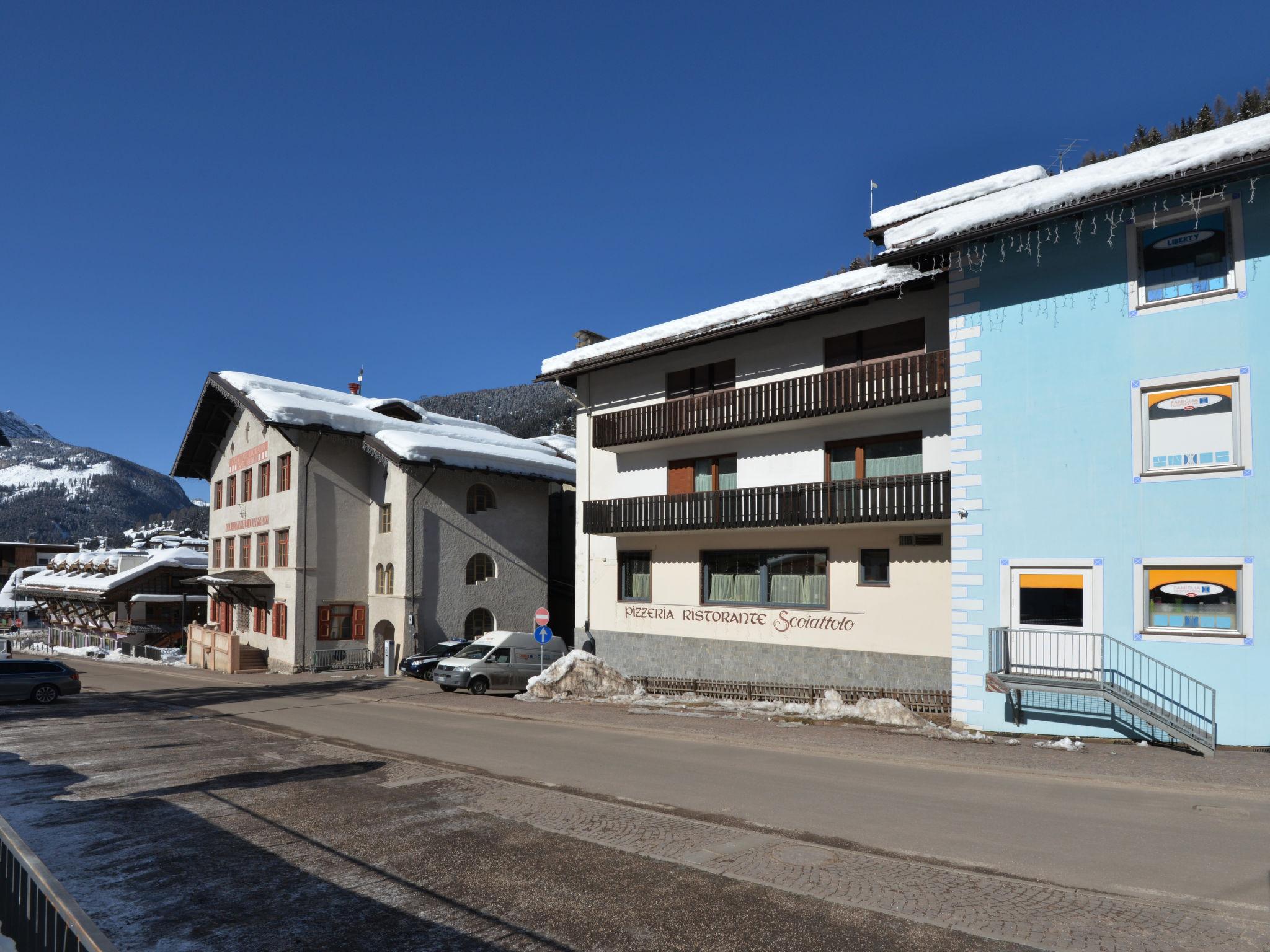 Photo 21 - Appartement de 2 chambres à Canazei avec vues sur la montagne