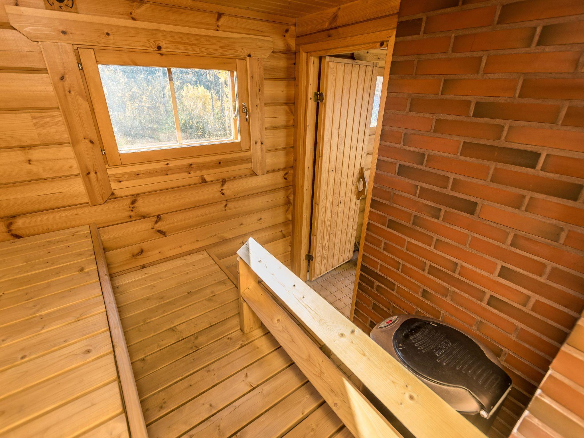 Foto 10 - Haus mit 1 Schlafzimmer in Jämsä mit sauna