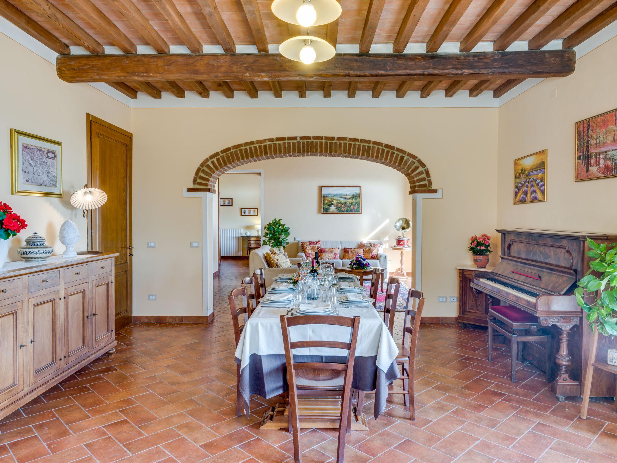 Photo 13 - 6 bedroom House in Castiglion Fiorentino with private pool and garden