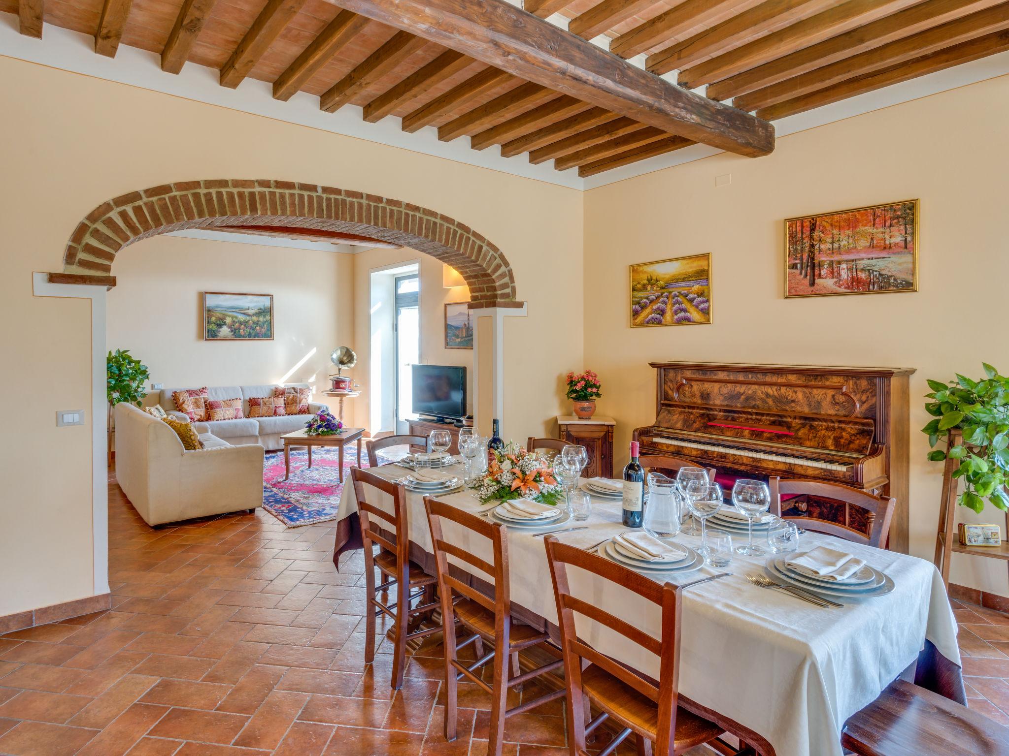 Photo 15 - 6 bedroom House in Castiglion Fiorentino with private pool and garden