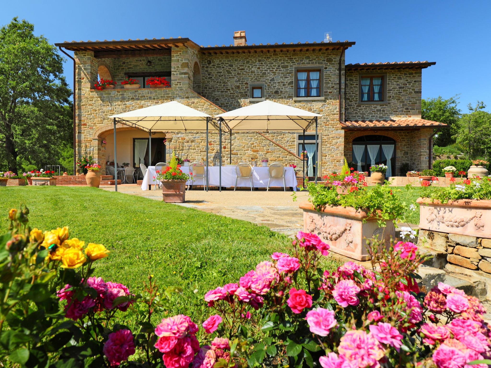 Foto 3 - Casa de 6 quartos em Castiglion Fiorentino com piscina privada