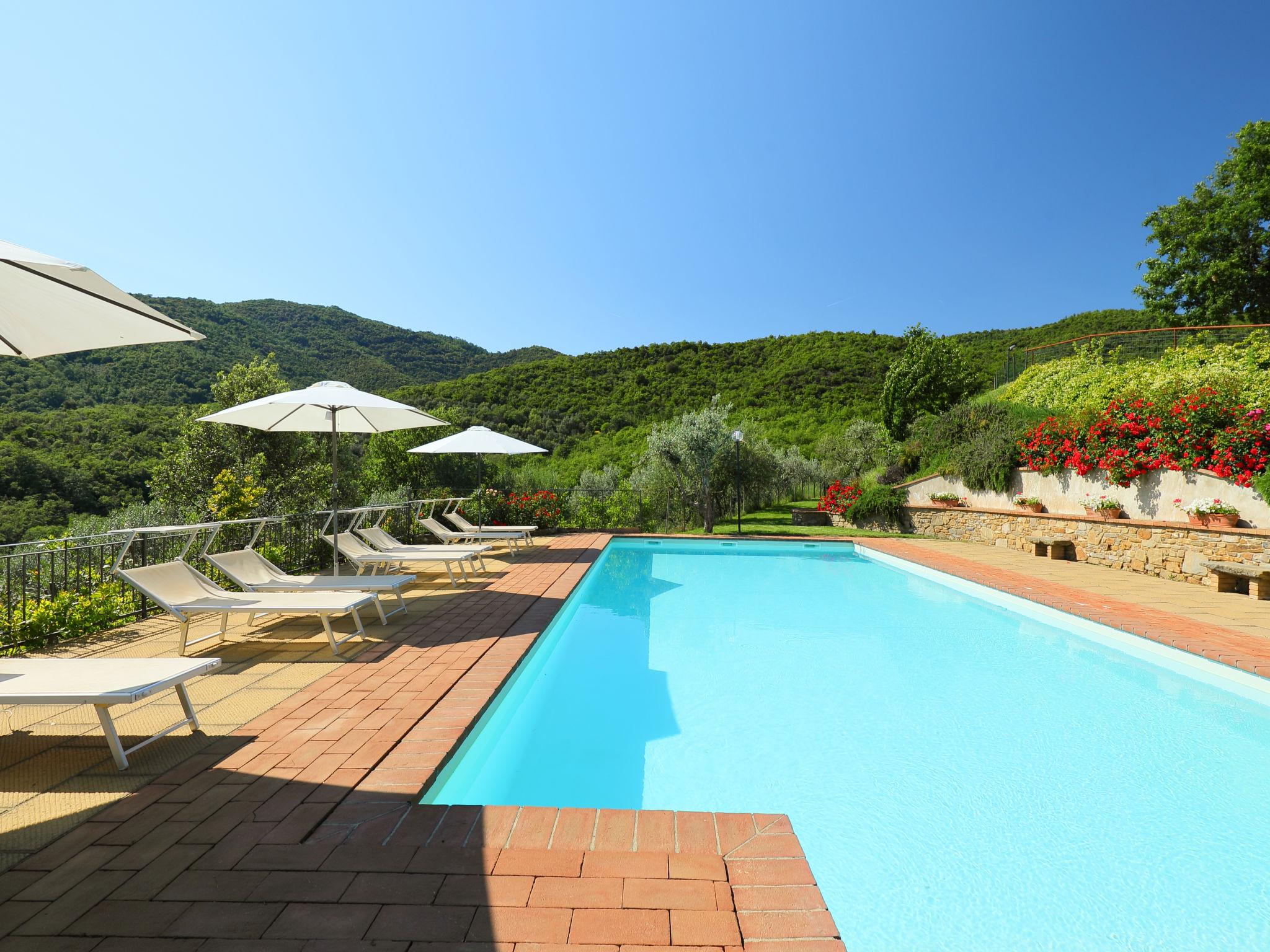 Foto 2 - Casa de 6 habitaciones en Castiglion Fiorentino con piscina privada