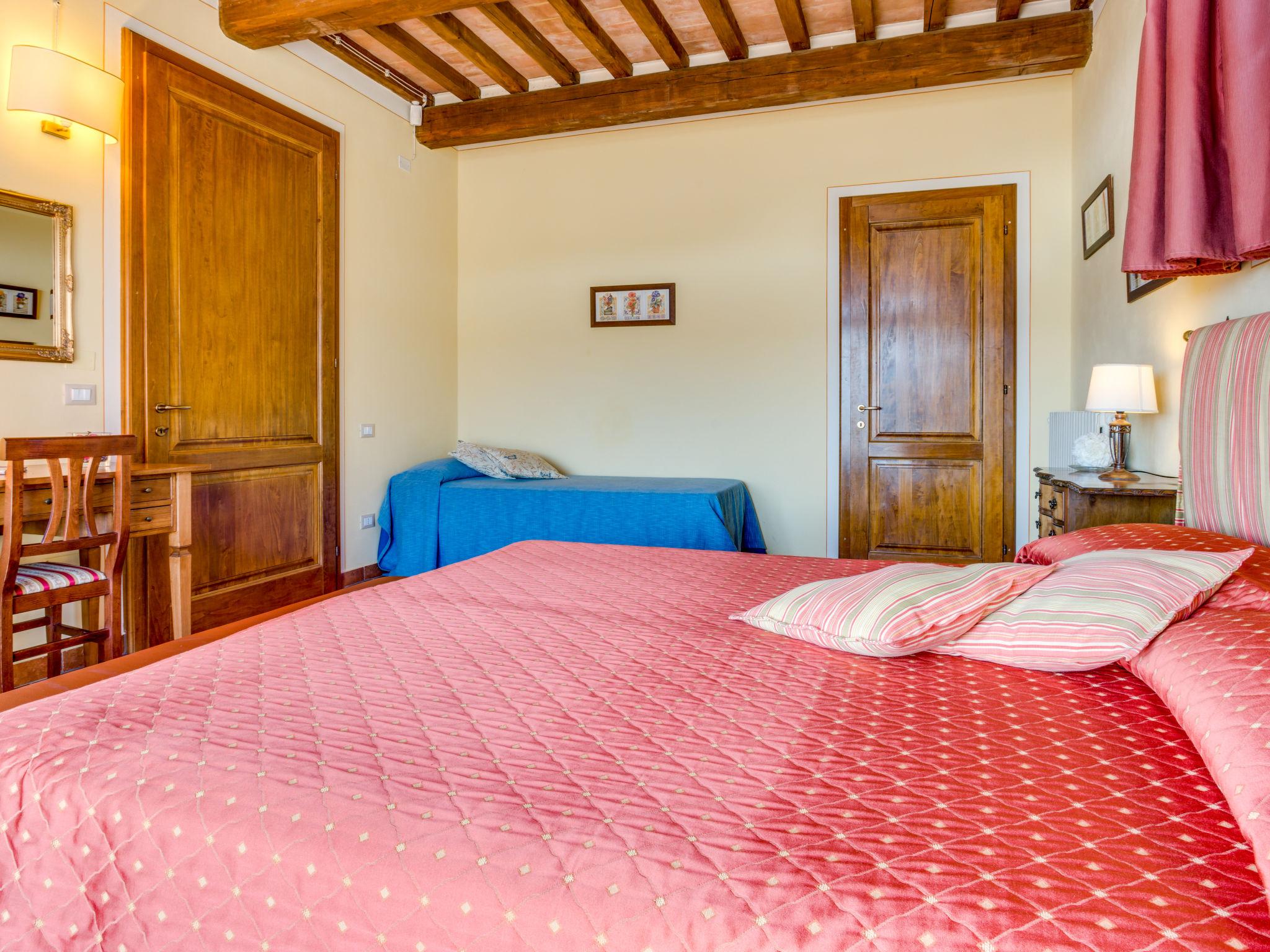 Foto 18 - Casa con 6 camere da letto a Castiglion Fiorentino con piscina privata