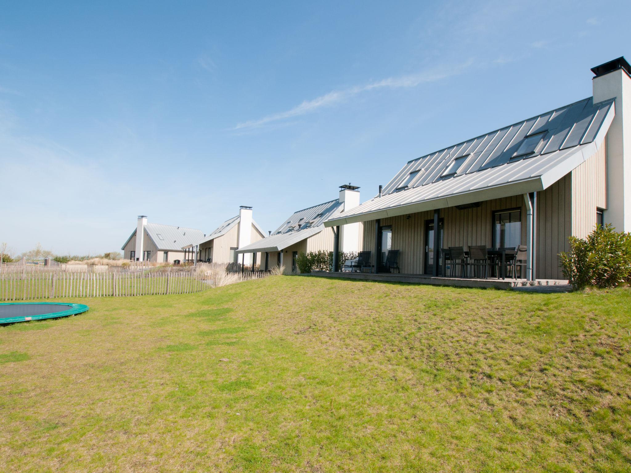 Photo 9 - Maison de 3 chambres à Tholen avec sauna et vues à la mer