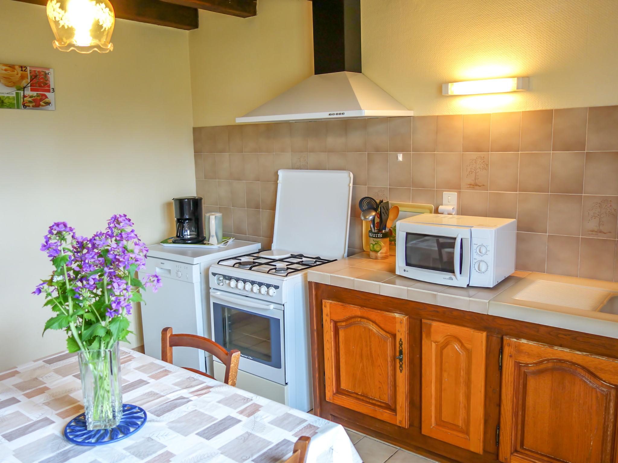 Photo 8 - 2 bedroom House in Salviac with private pool and garden
