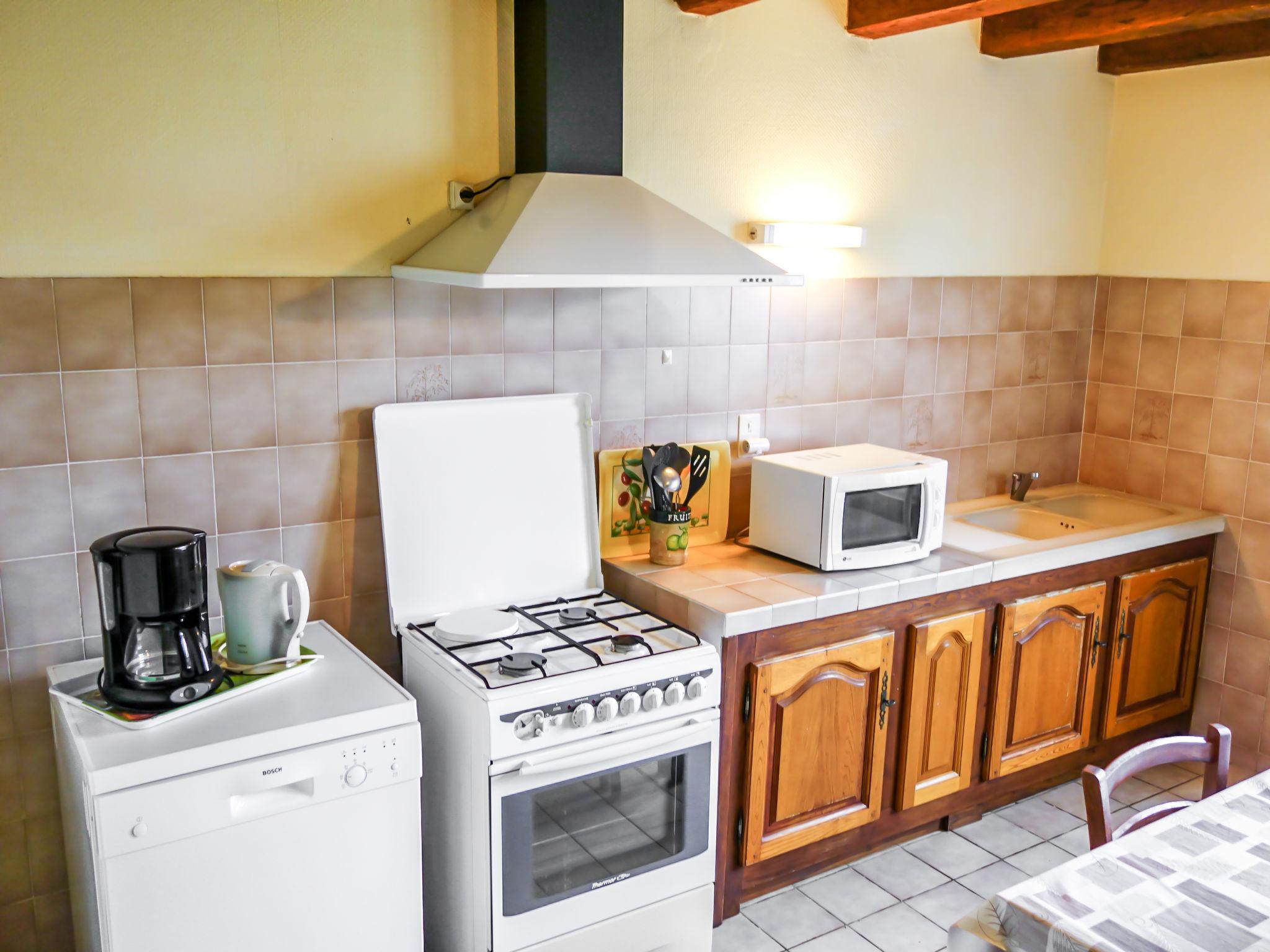 Photo 7 - 2 bedroom House in Salviac with private pool and garden