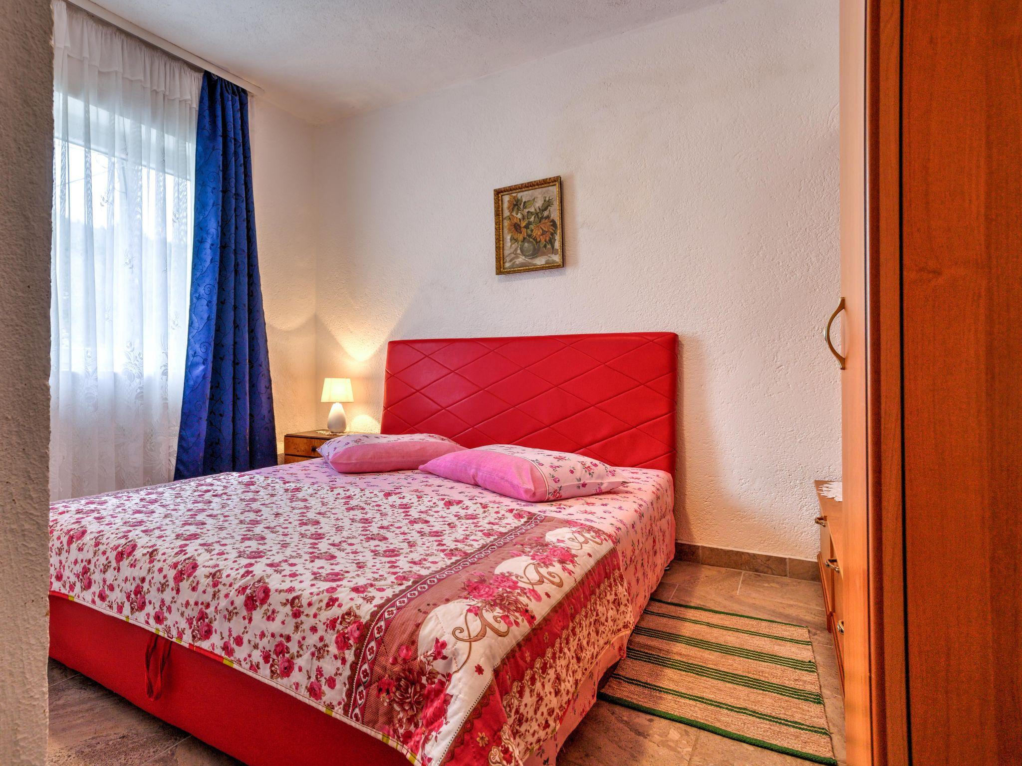 Photo 33 - 6 bedroom House in Novi Vinodolski with private pool and terrace