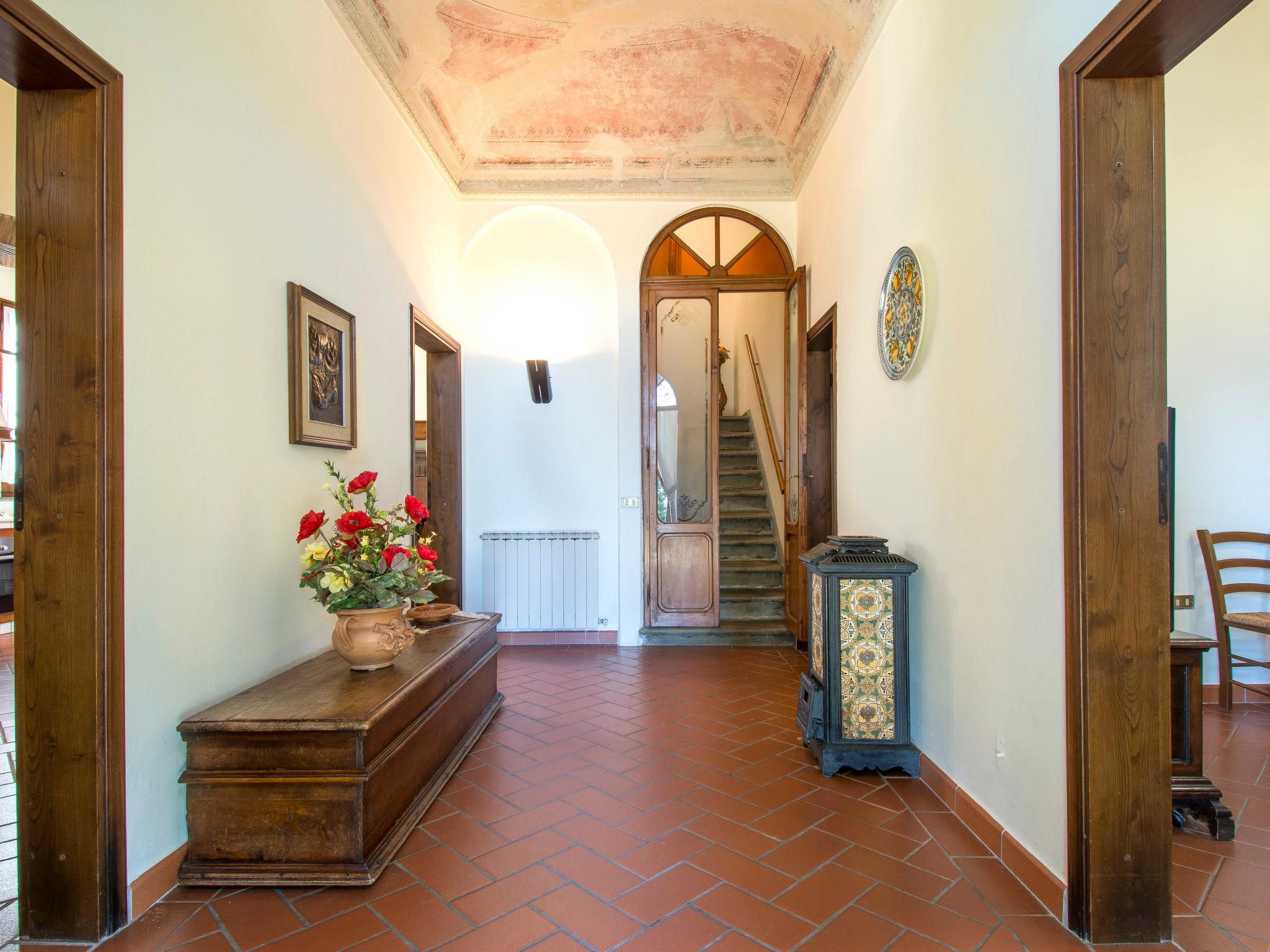 Foto 14 - Casa de 4 habitaciones en Vinci con piscina privada y jardín