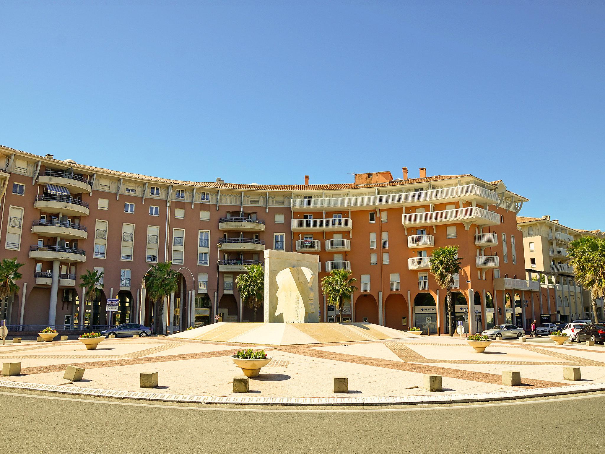 Photo 25 - 2 bedroom Apartment in Fréjus with terrace and sea view