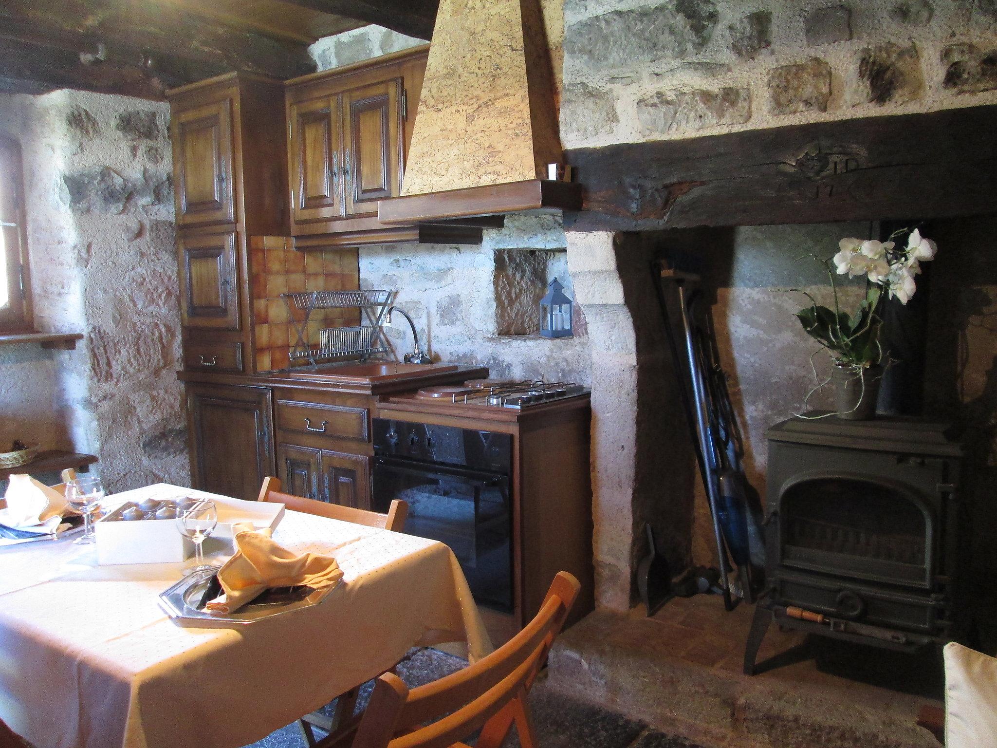 Photo 6 - Maison de 1 chambre à Saint-Jean-Lagineste avec piscine et terrasse