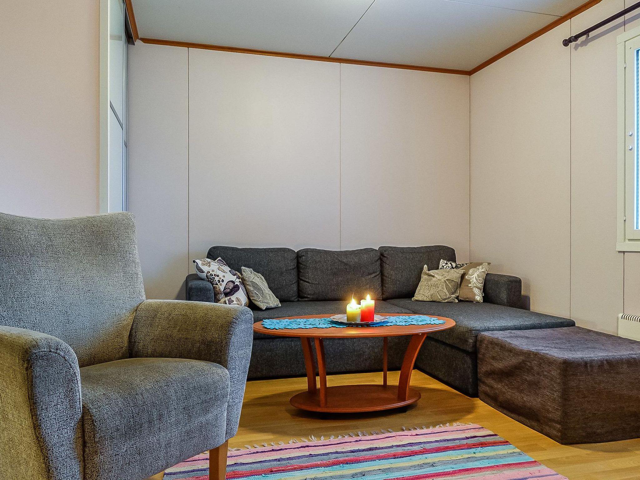 Foto 13 - Casa de 1 habitación en Inari con sauna y vistas a la montaña