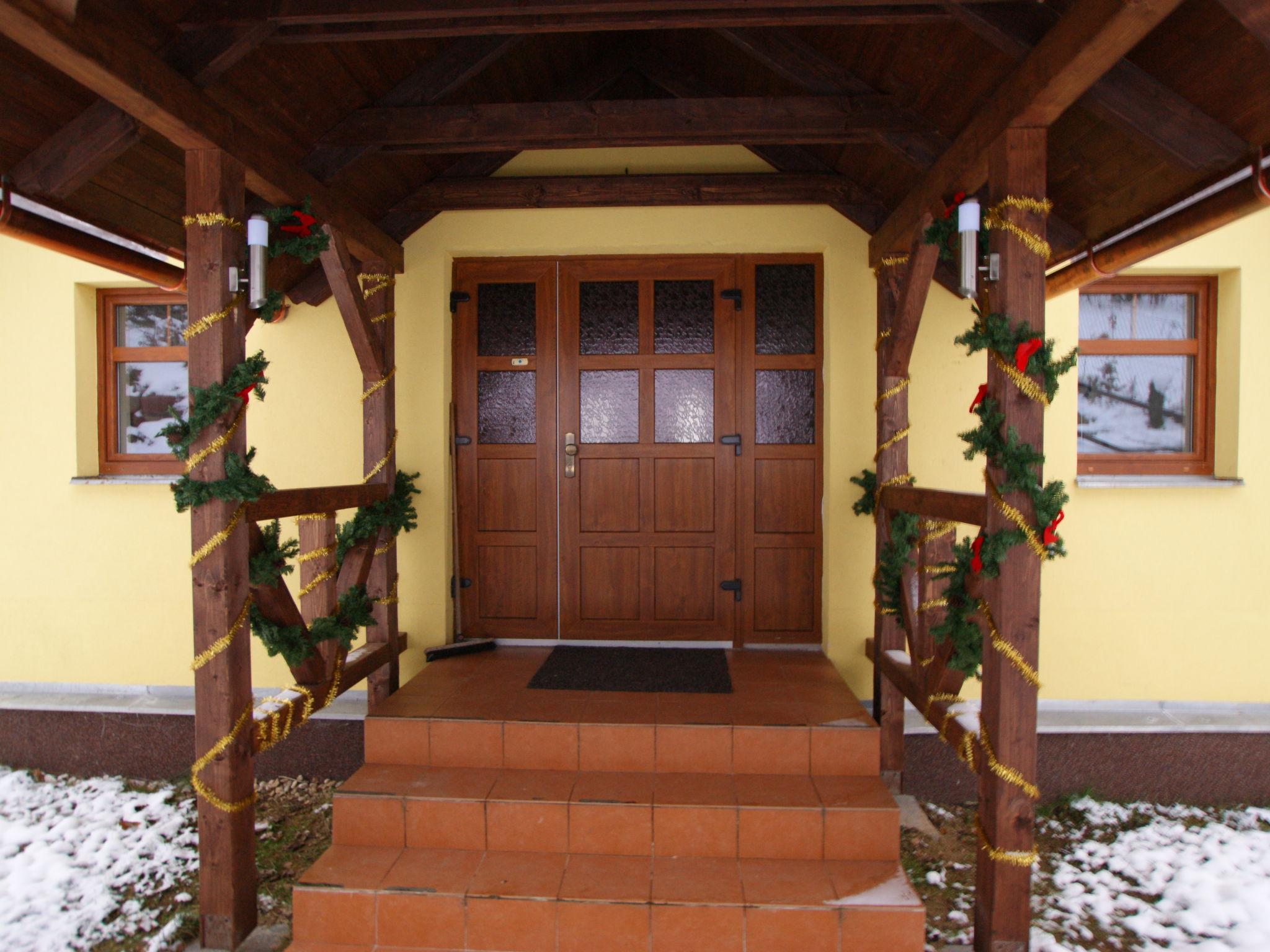 Foto 42 - Casa de 6 habitaciones en Albrechtice v Jizerských horách con piscina privada y vistas a la montaña