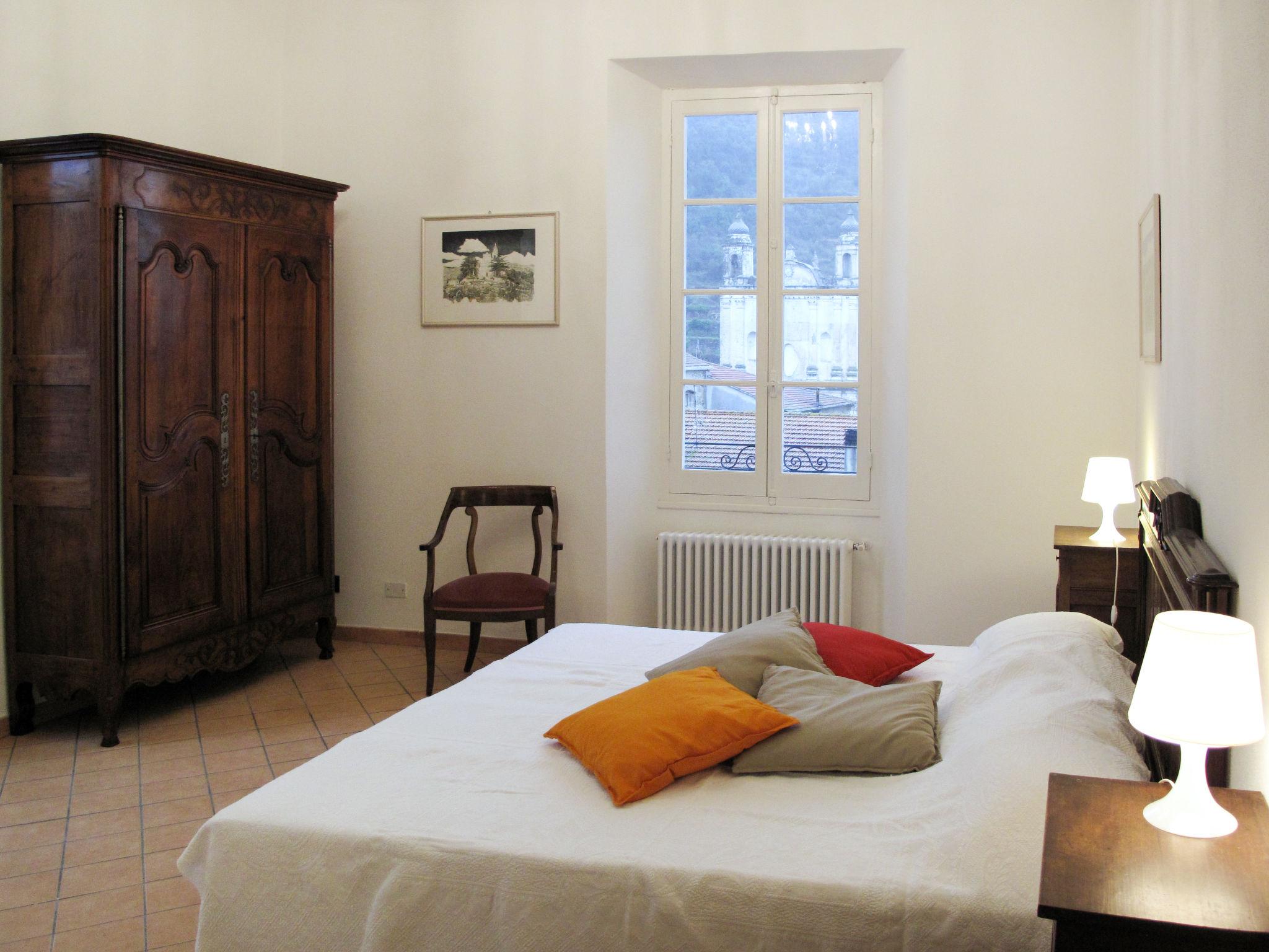 Foto 12 - Apartment mit 5 Schlafzimmern in Dolcedo mit garten und terrasse
