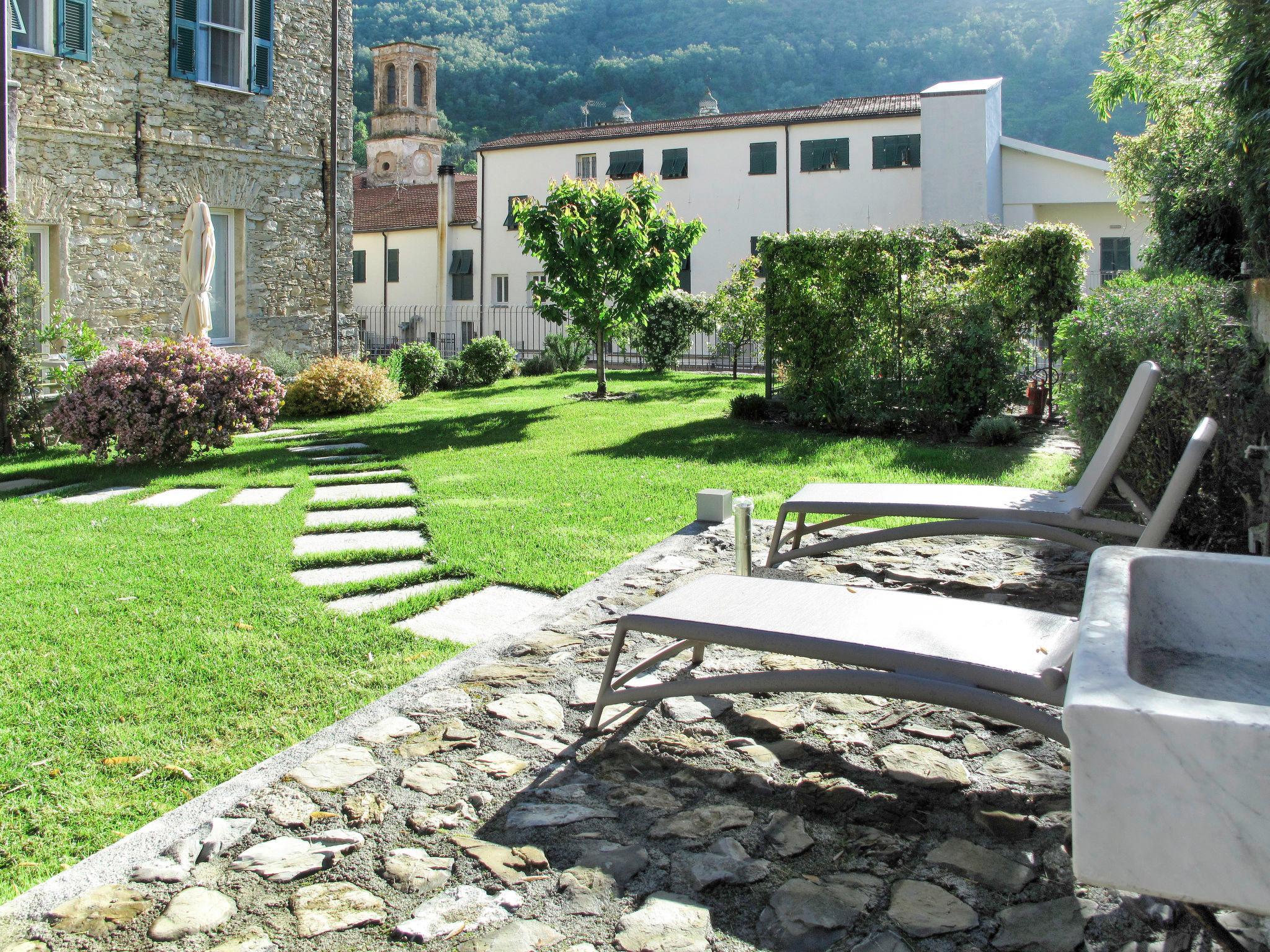 Photo 8 - 5 bedroom Apartment in Dolcedo with garden and terrace