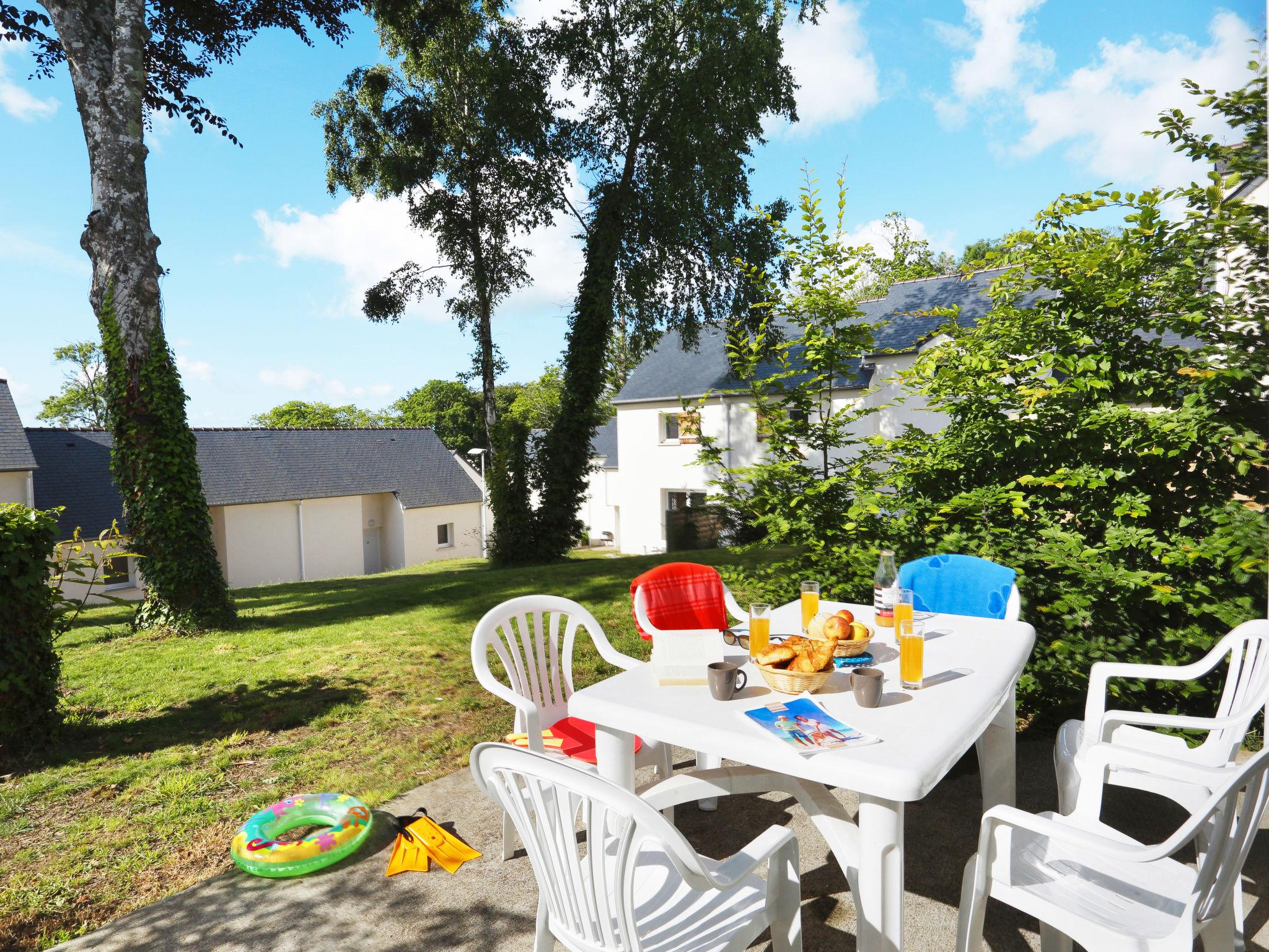 Foto 2 - Casa con 3 camere da letto a Audierne con piscina e vista mare