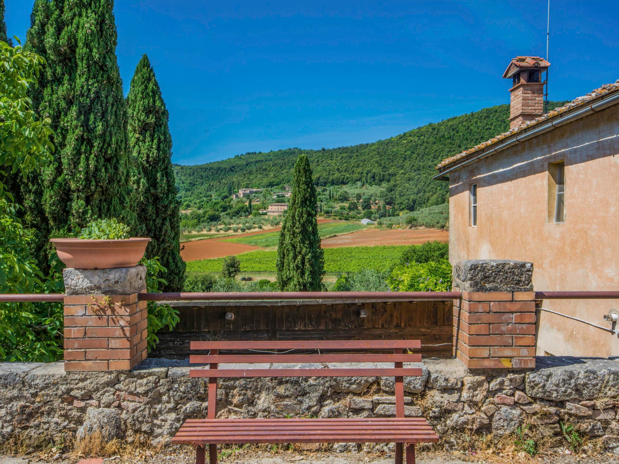 Foto 17 - Appartamento con 3 camere da letto a Sovicille con piscina e giardino