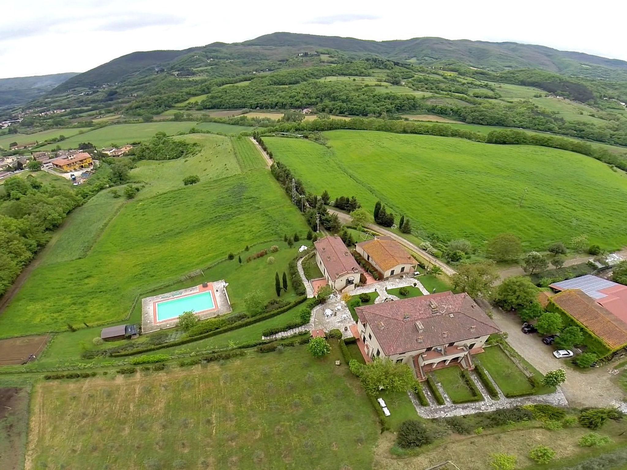 Photo 23 - Maison de 2 chambres à Dicomano avec piscine et jardin