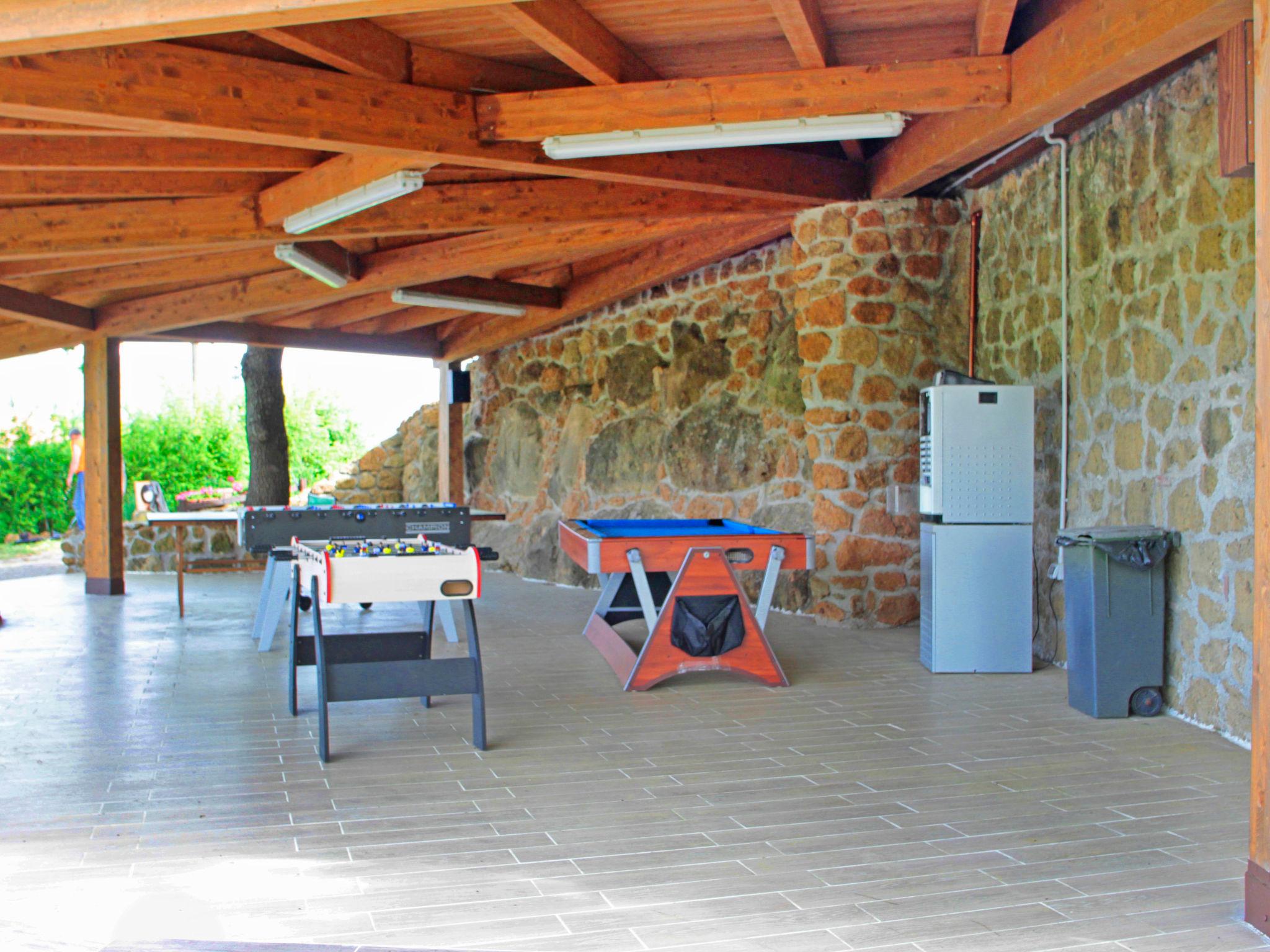 Photo 22 - 1 bedroom Apartment in Sorano with swimming pool and garden