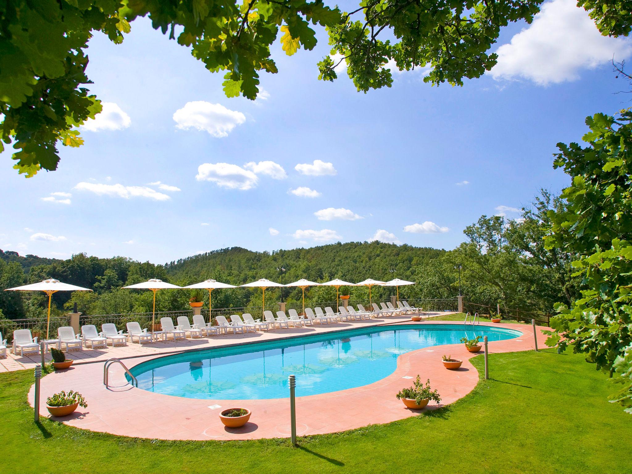 Photo 2 - Appartement de 3 chambres à Sorano avec piscine et jardin