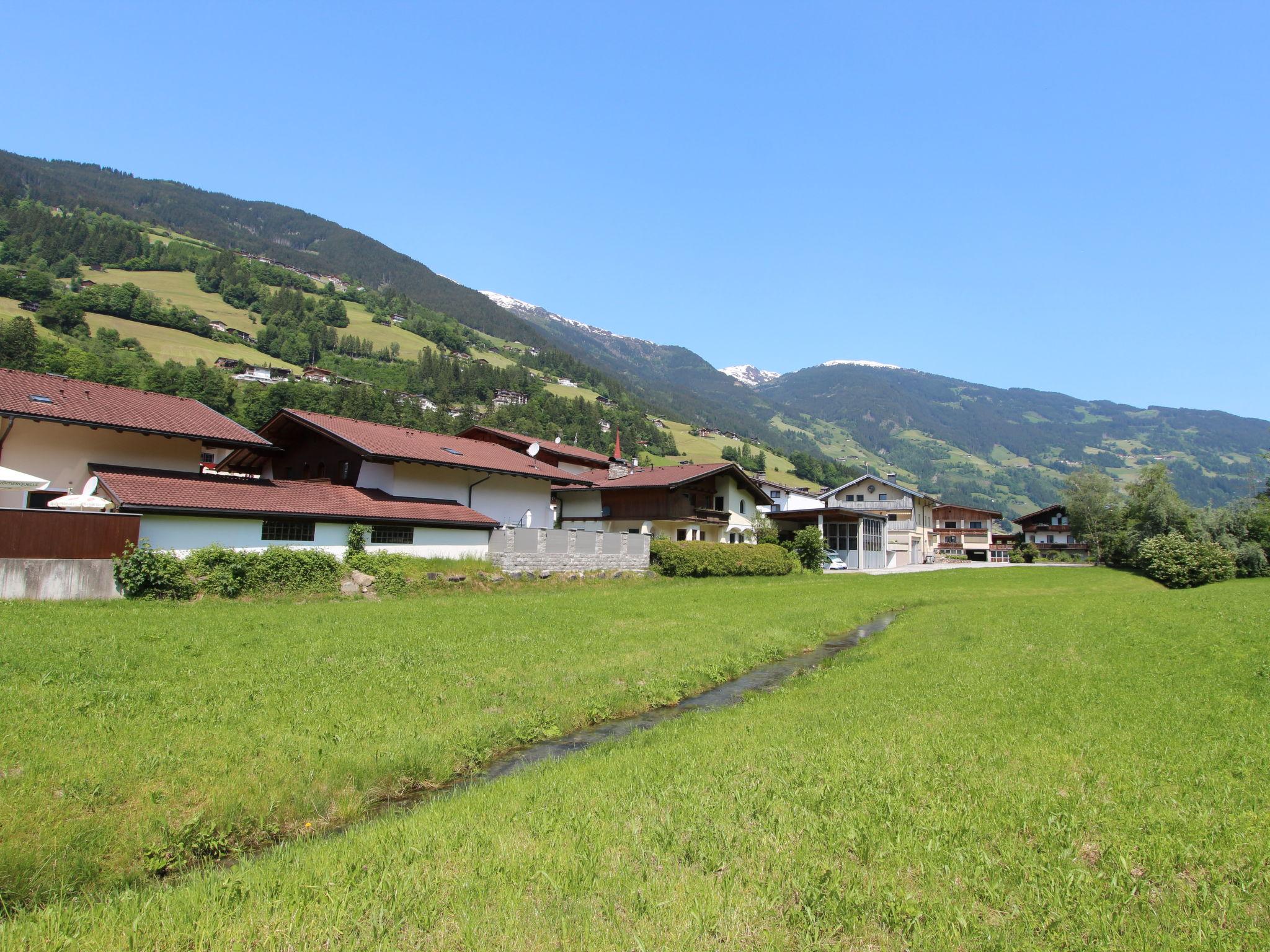 Foto 45 - Apartamento de 2 quartos em Schwendau com terraço e vista para a montanha