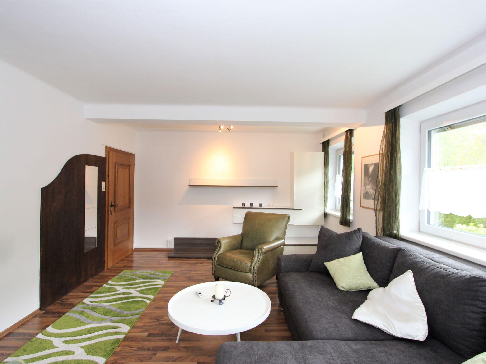 Foto 20 - Apartment mit 2 Schlafzimmern in Schwendau mit terrasse und blick auf die berge