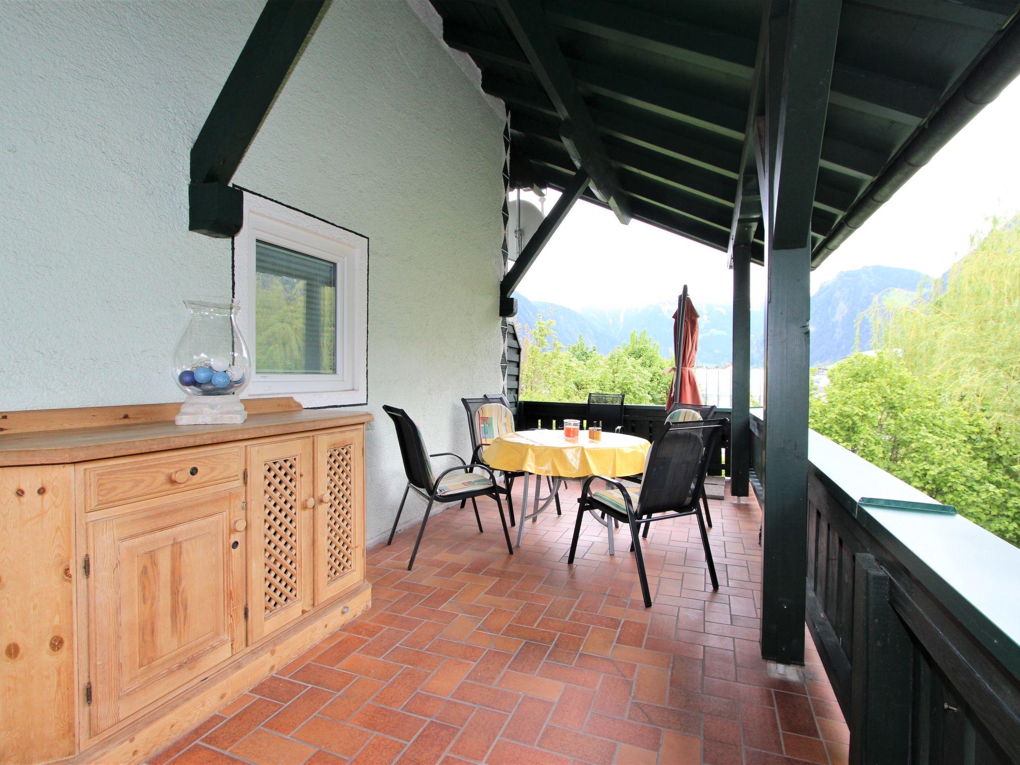 Foto 5 - Apartamento de 2 habitaciones en Schwendau con terraza y vistas a la montaña