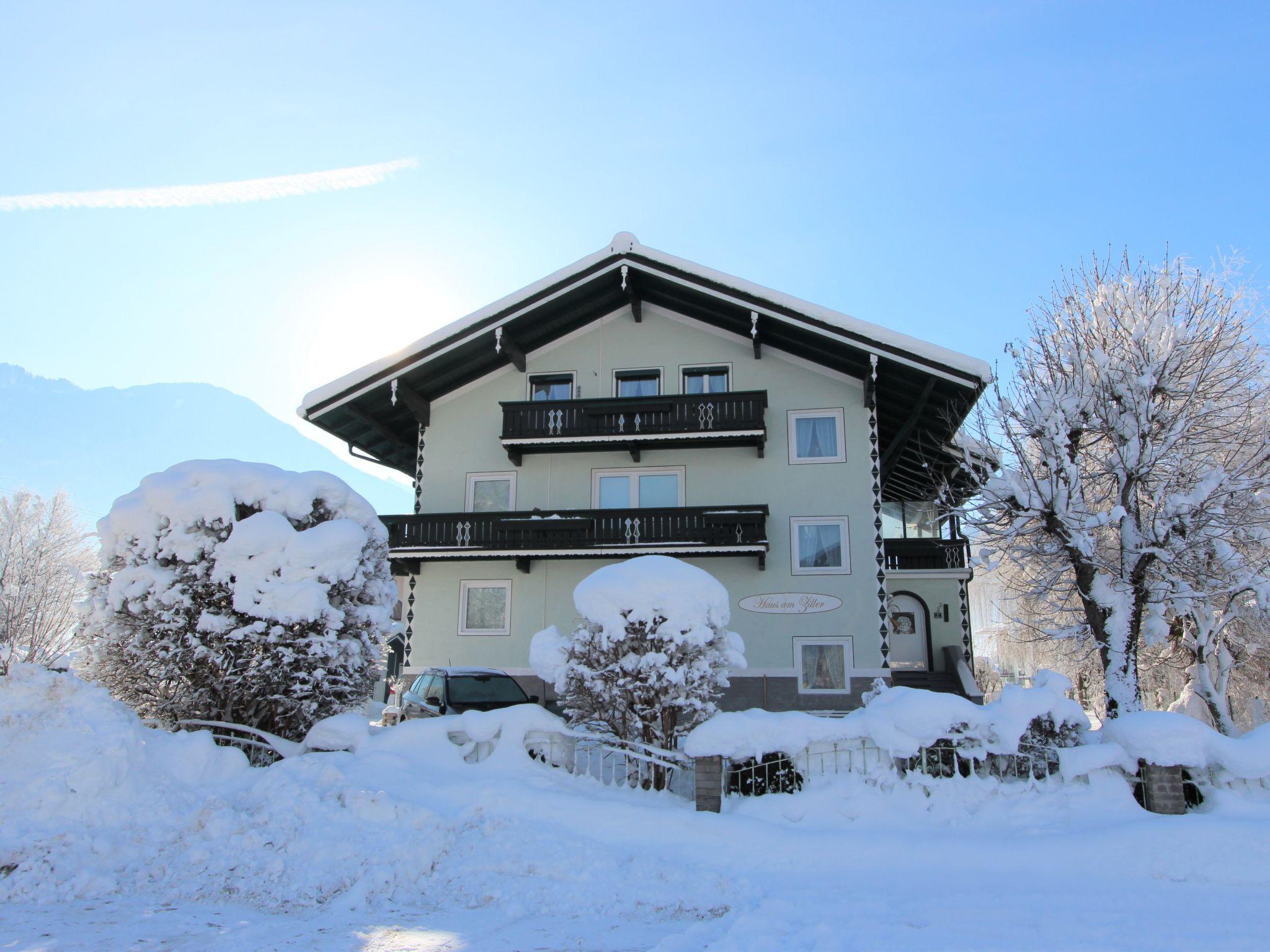 Foto 47 - Apartamento de 2 quartos em Schwendau com terraço