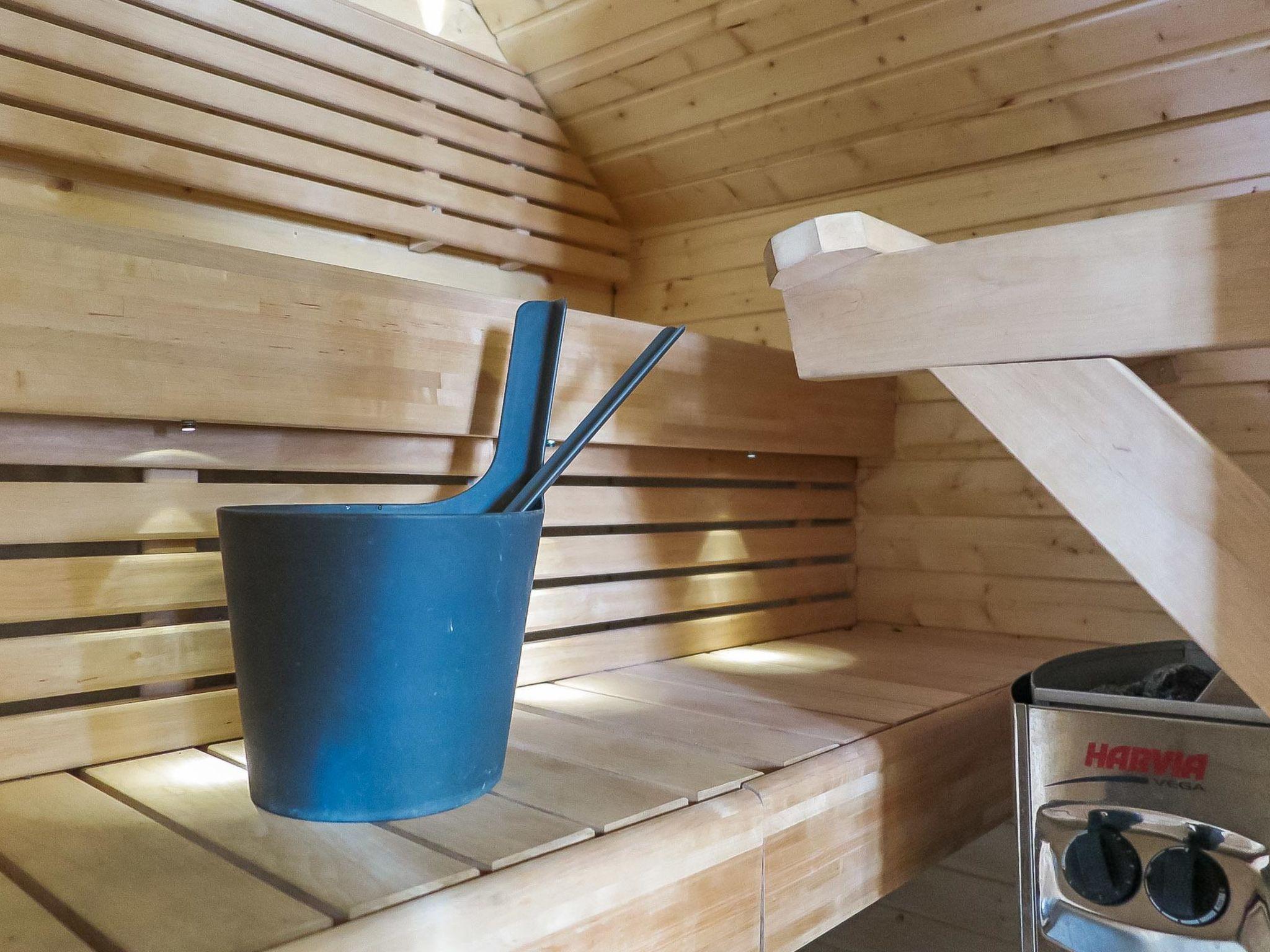Foto 18 - Casa de 1 quarto em Inari com sauna e vista para a montanha