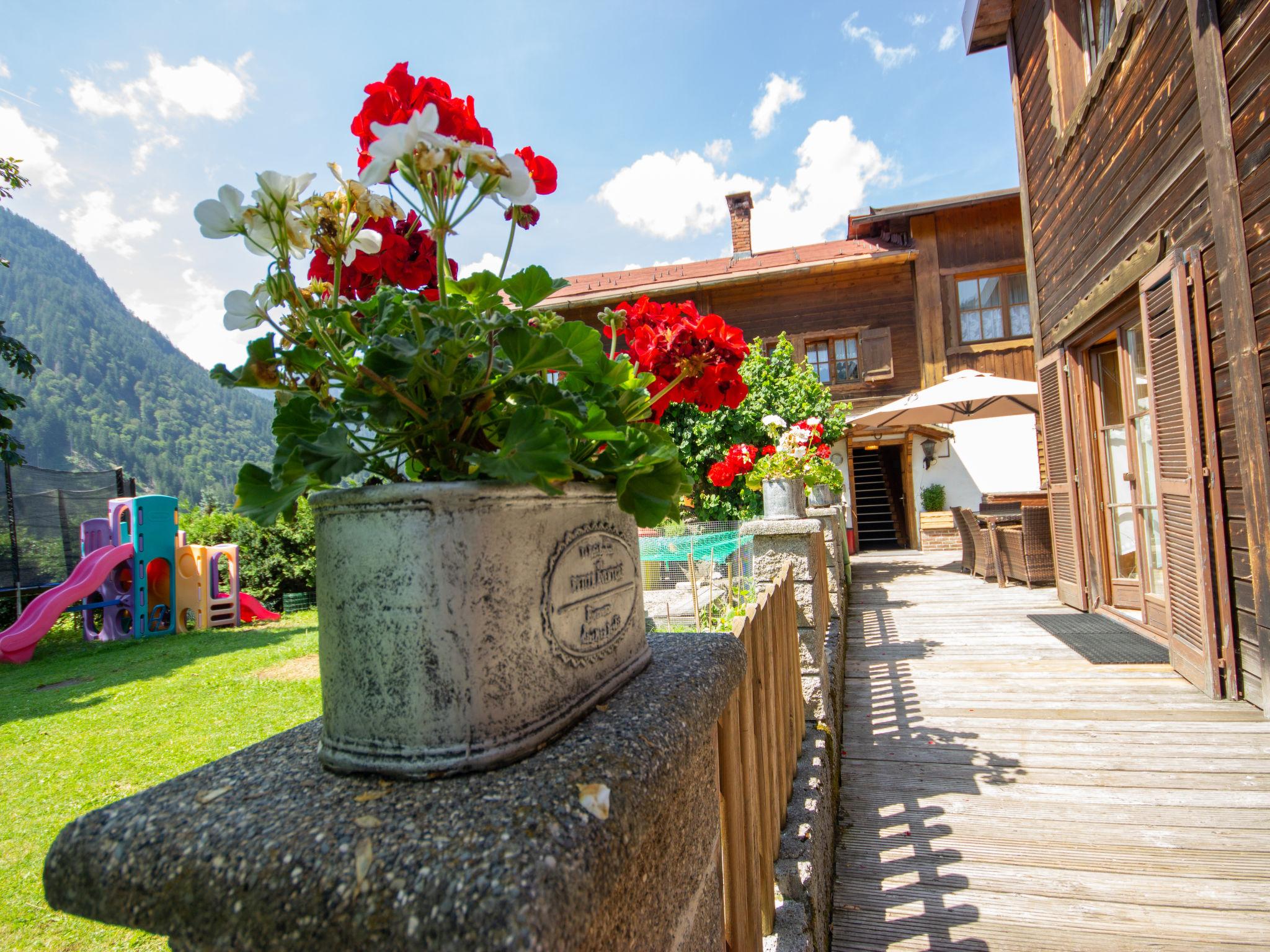 Foto 15 - Apartamento en Sankt Gallenkirch con jardín y vistas a la montaña