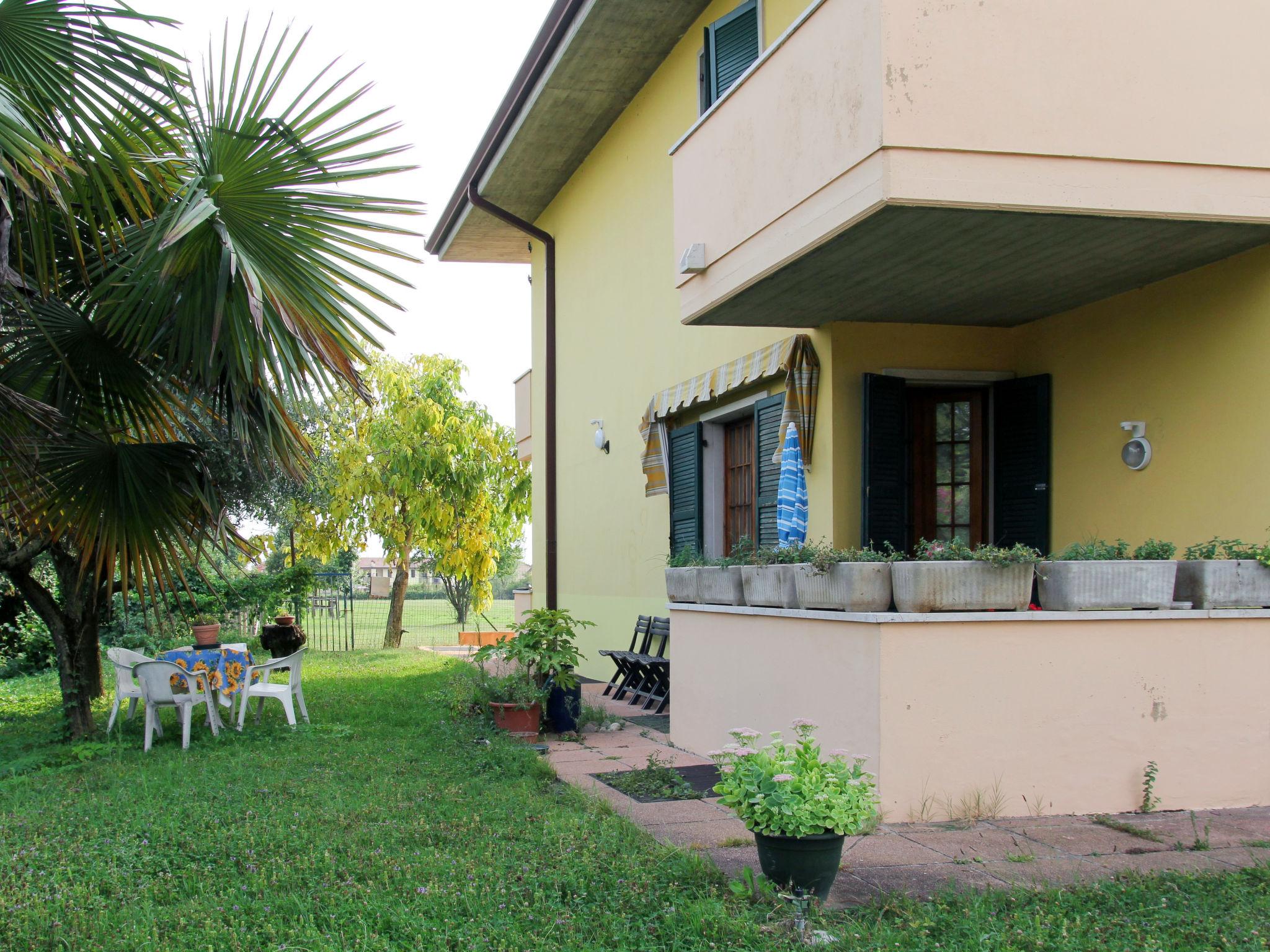 Photo 22 - Appartement de 3 chambres à Lazise avec jardin et terrasse