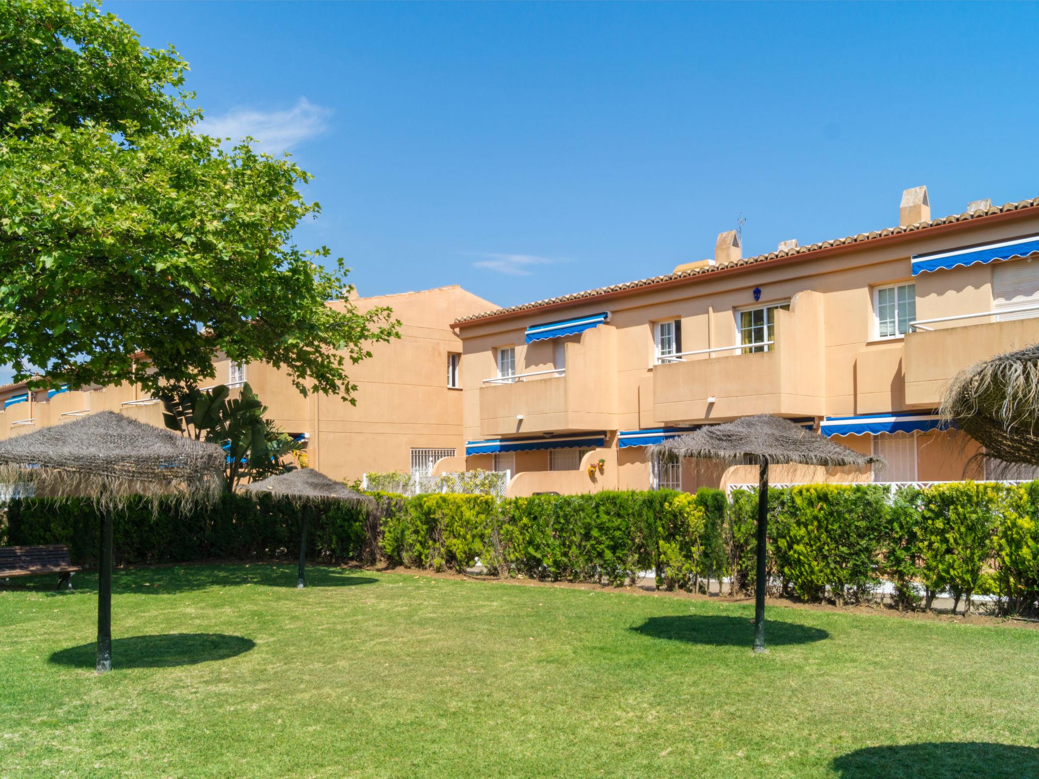 Foto 27 - Casa con 3 camere da letto a Marbella con piscina e vista mare