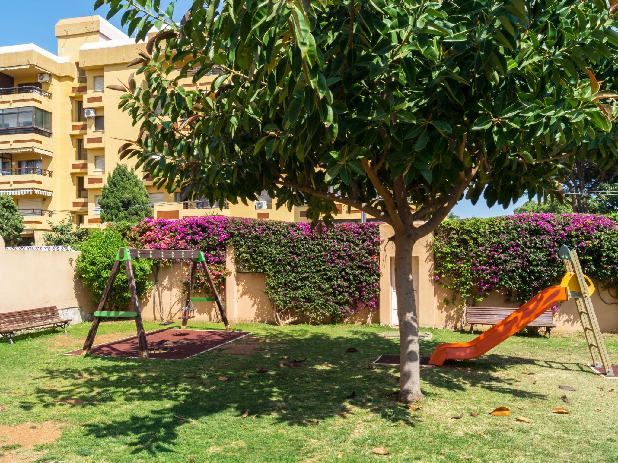 Photo 31 - Maison de 3 chambres à Marbella avec piscine et jardin