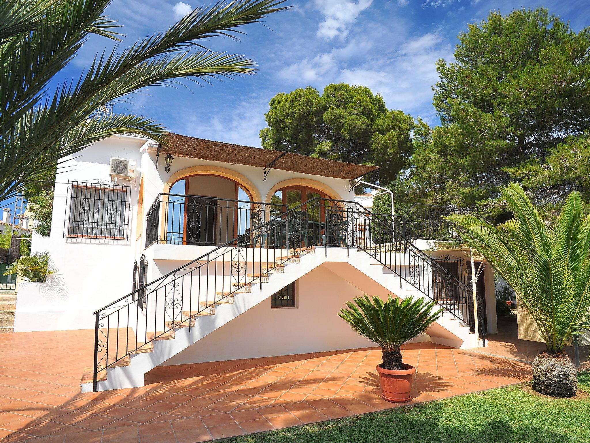 Foto 19 - Casa de 3 quartos em Jávea com piscina privada e vistas do mar