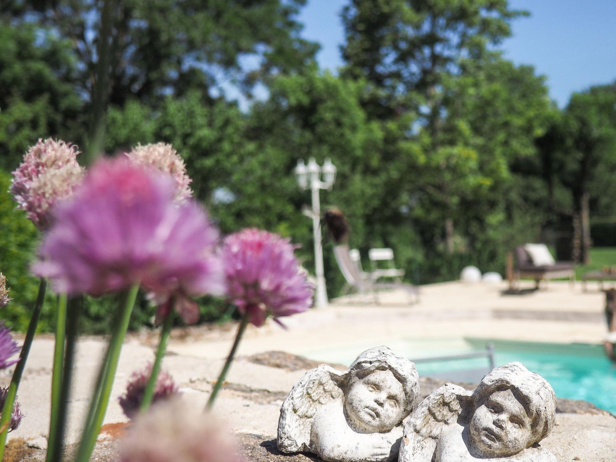 Foto 2 - Casa de 3 quartos em Saint-Laurent-de-la-Salle com piscina e jardim