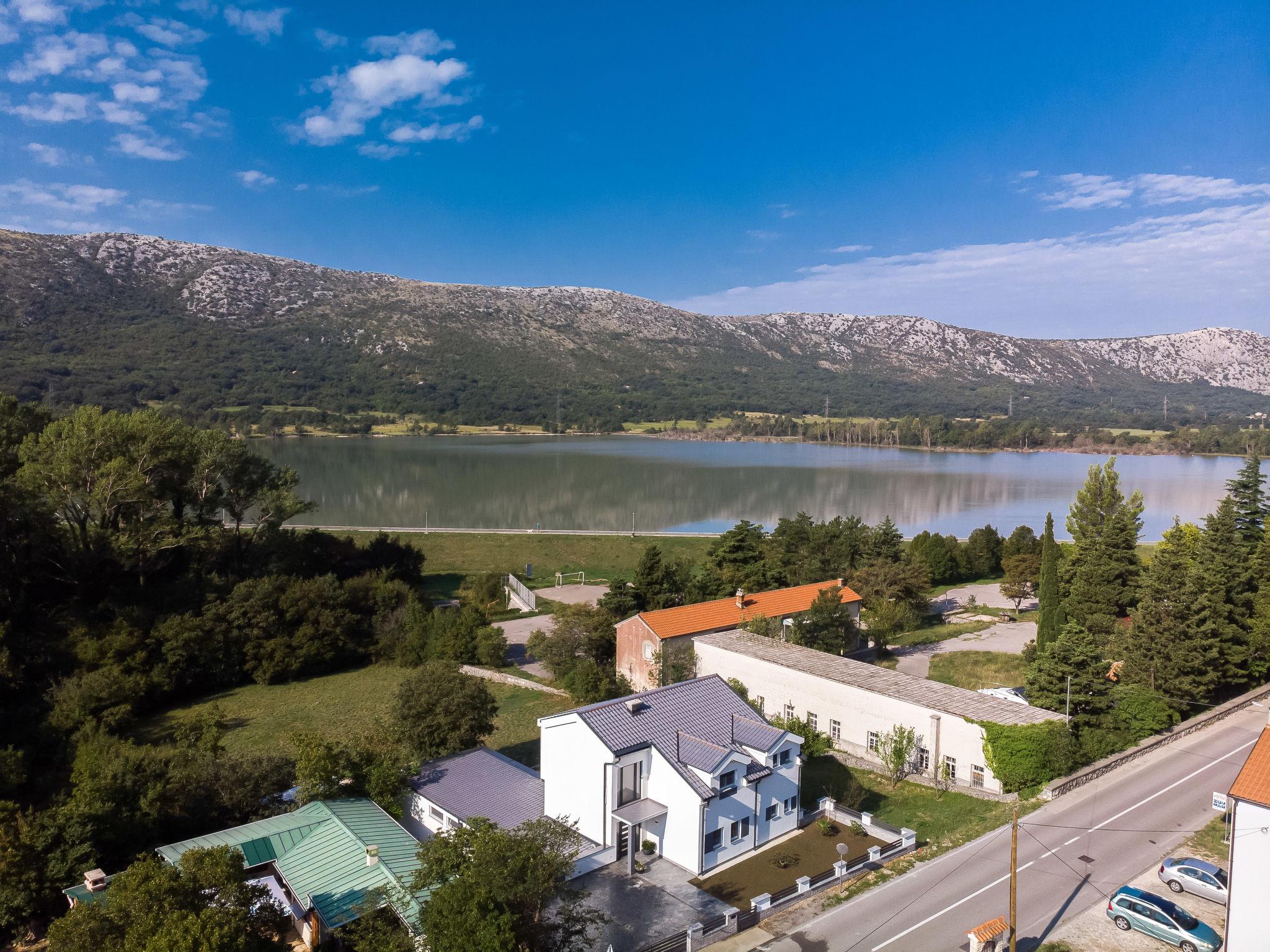 Photo 33 - Maison de 4 chambres à Vinodolska Općina avec piscine privée et vues à la mer
