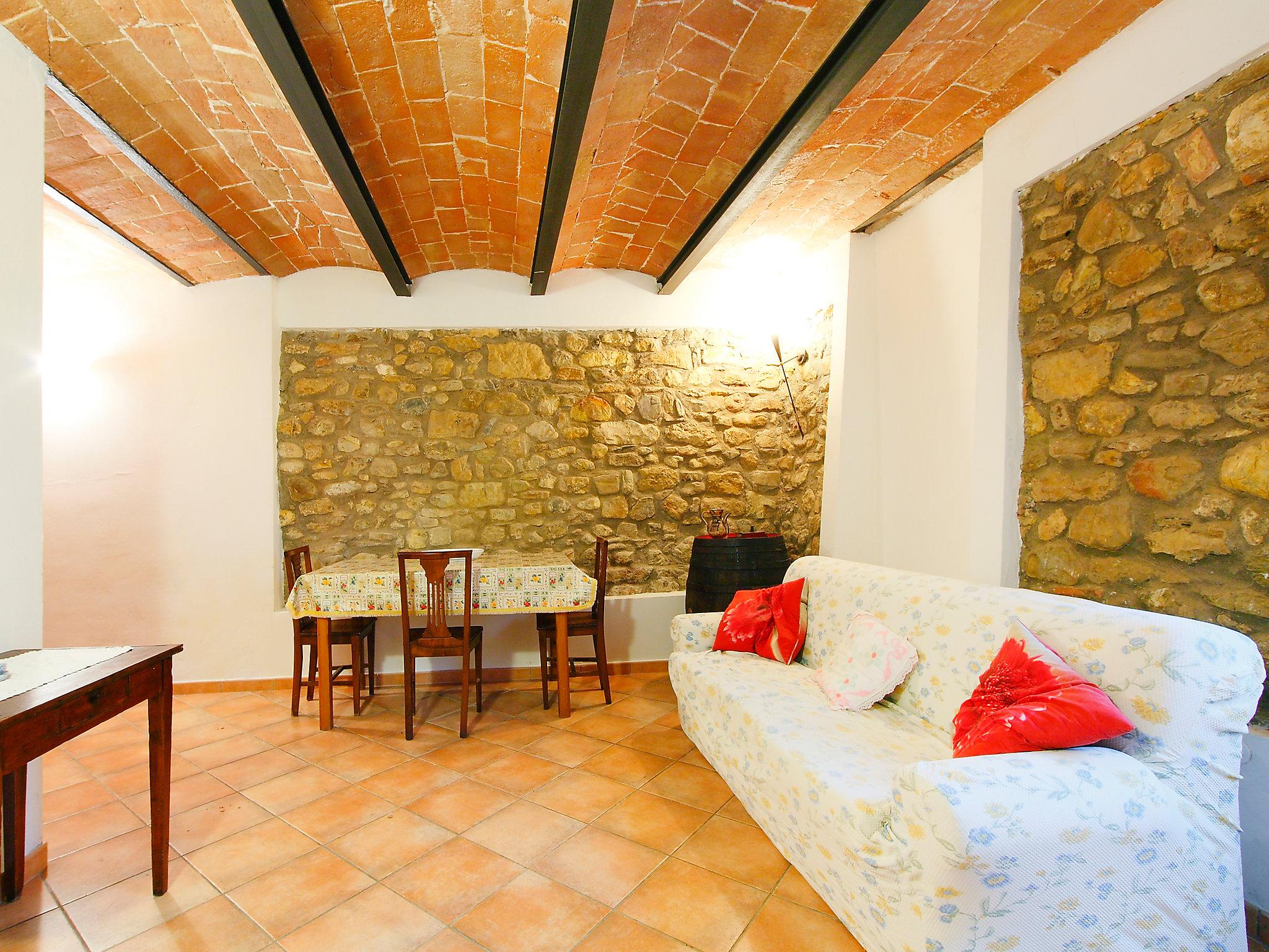 Photo 6 - 2 bedroom Apartment in Poggibonsi with swimming pool and garden