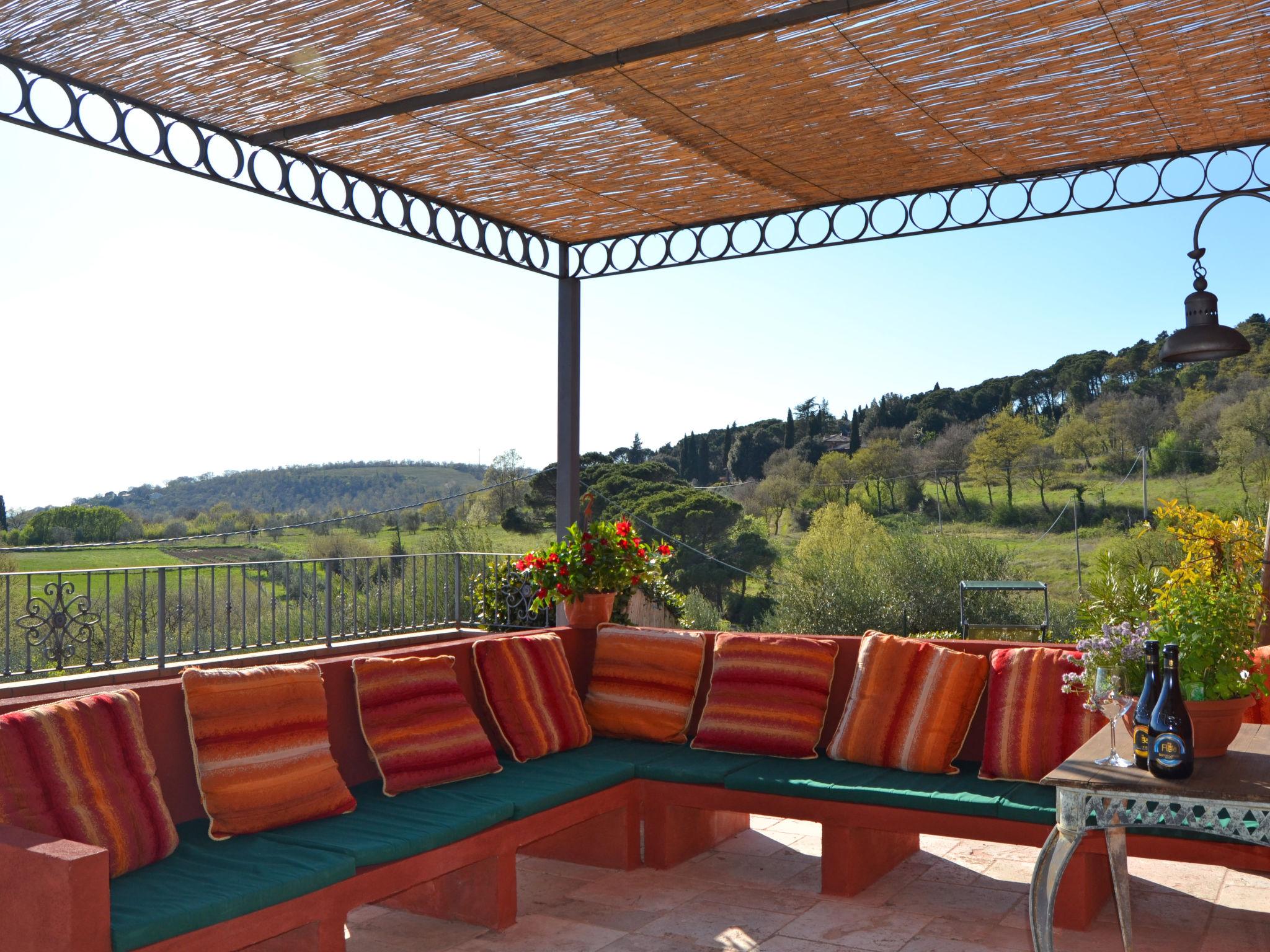 Photo 31 - Maison de 3 chambres à Passignano sul Trasimeno avec piscine privée et jardin